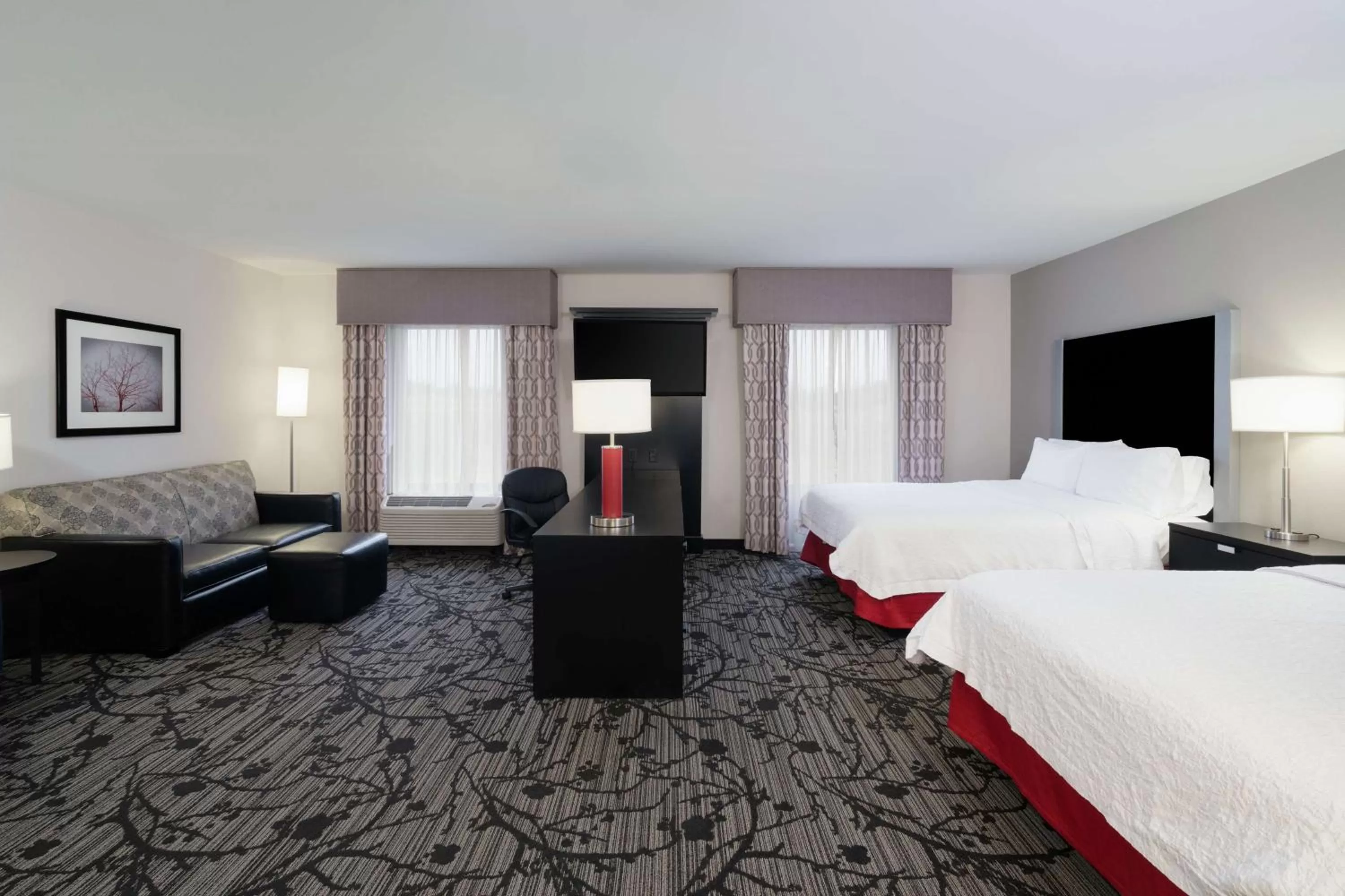 Studio Suite - Non-Smoking in Hampton Inn and Suites Roanoke Airport/Valley View Mall