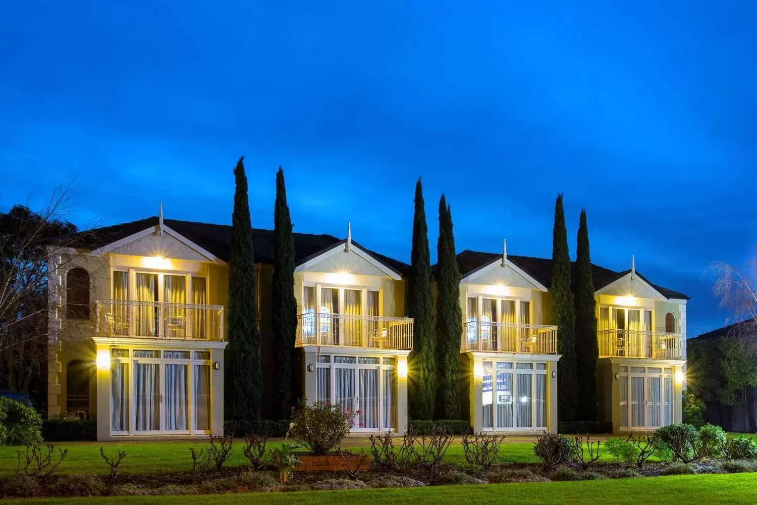 Best Western Colonial Village Motel Best Western Colonial Village Motel