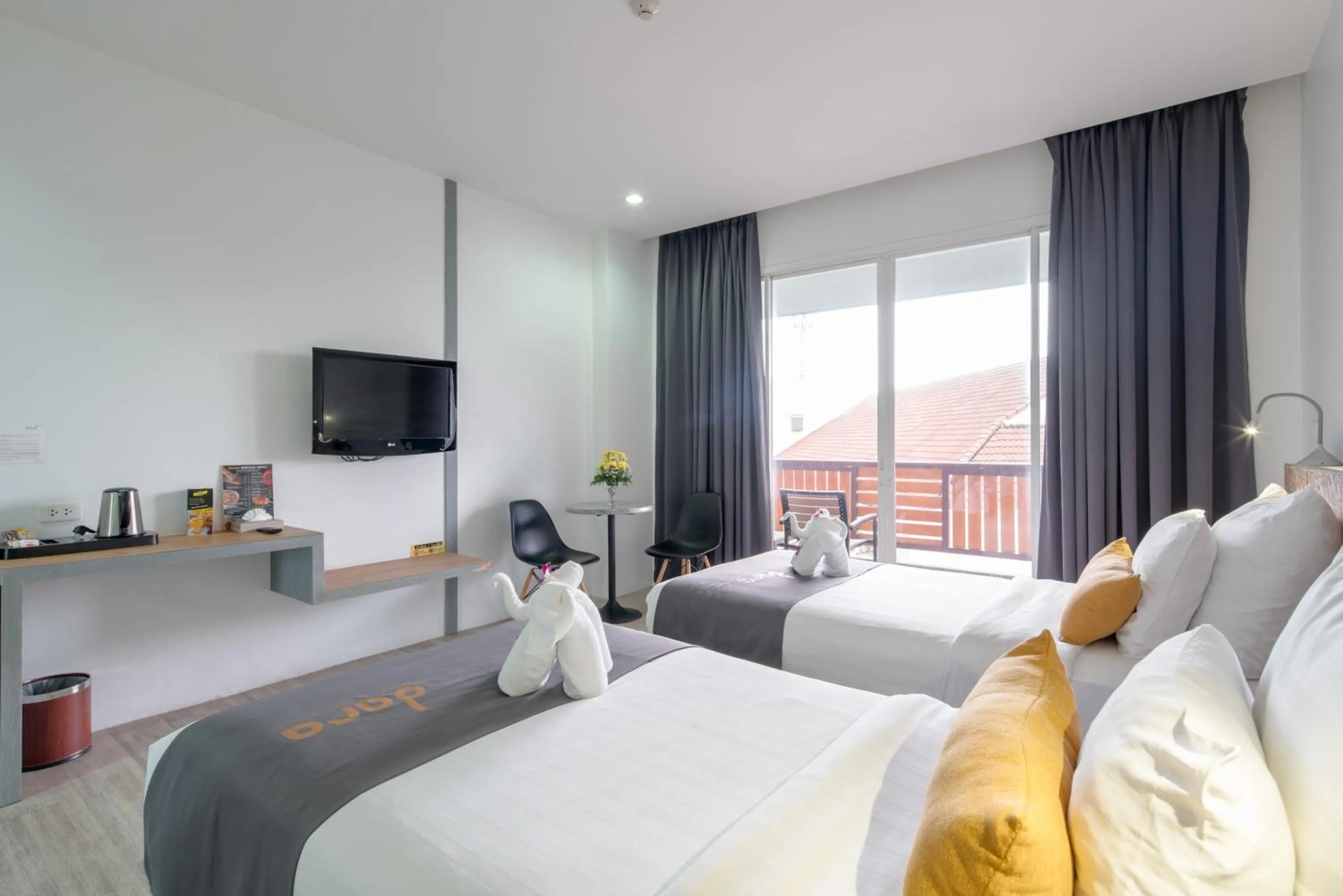 Deluxe Twin Room with Balcony in DARA Hotel - SHA Plus
