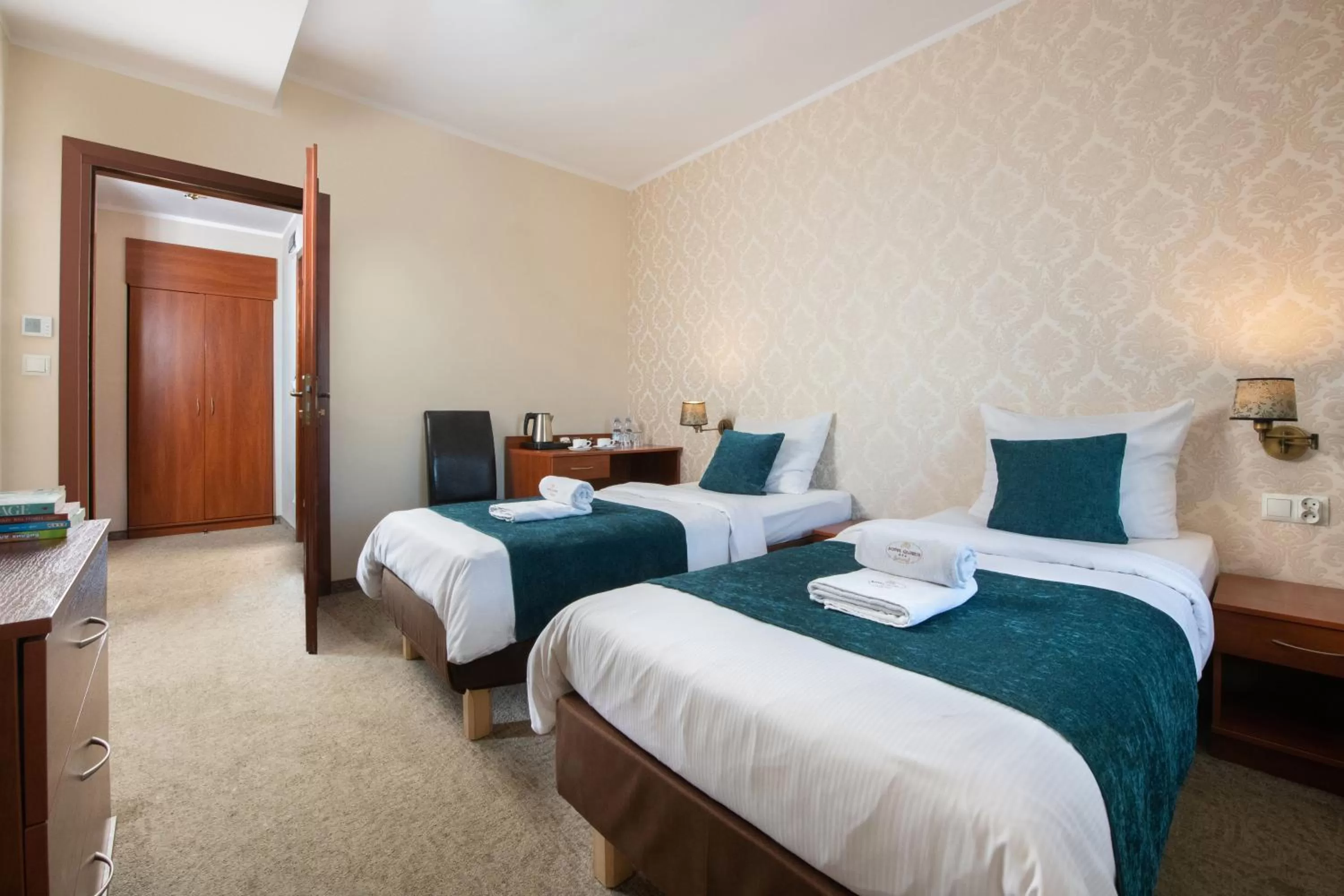 Double or Twin Room in Aparthotel Globus Self-Check in