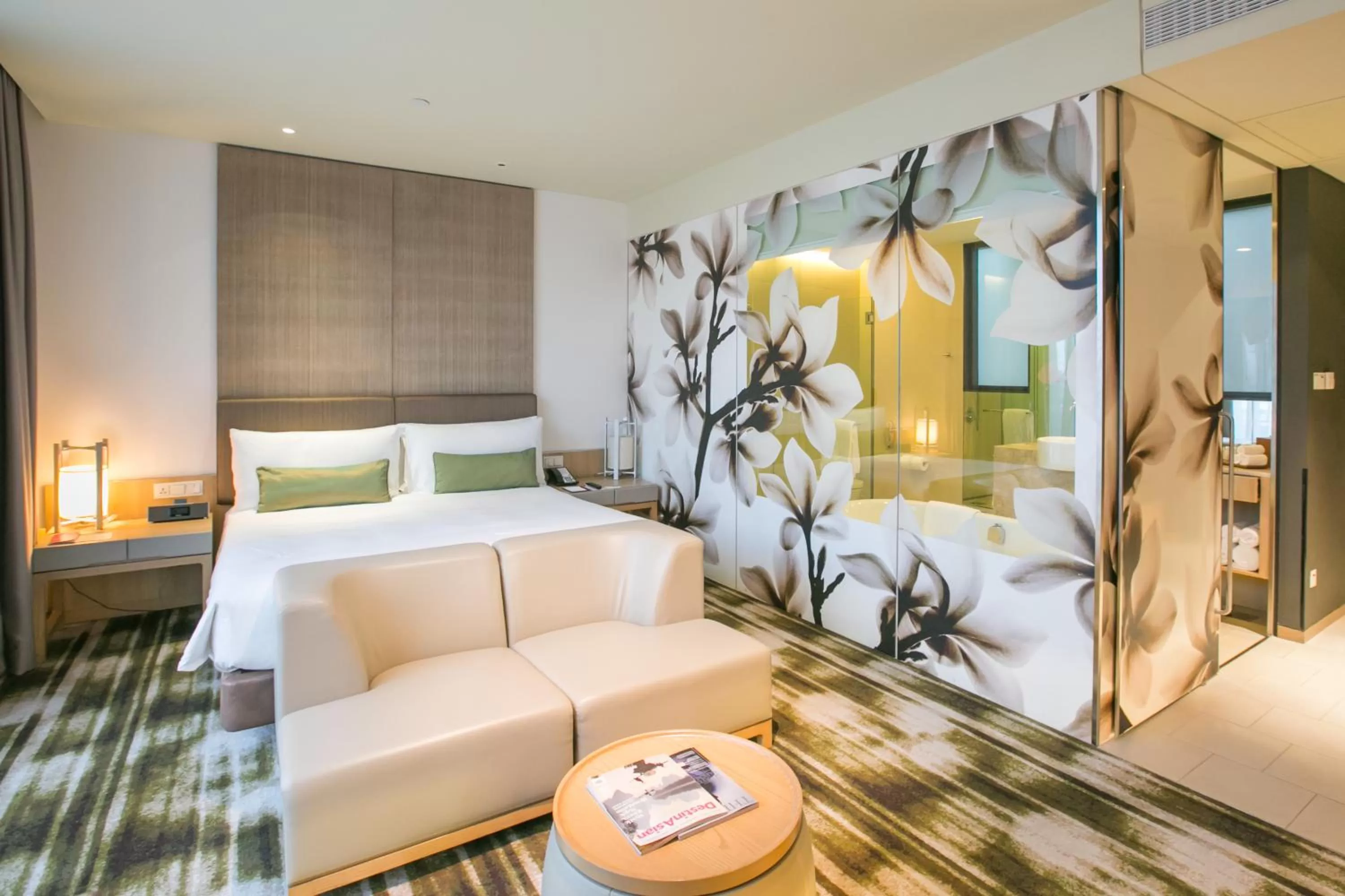 Standard King Room in Crowne Plaza Changi Airport by IHG