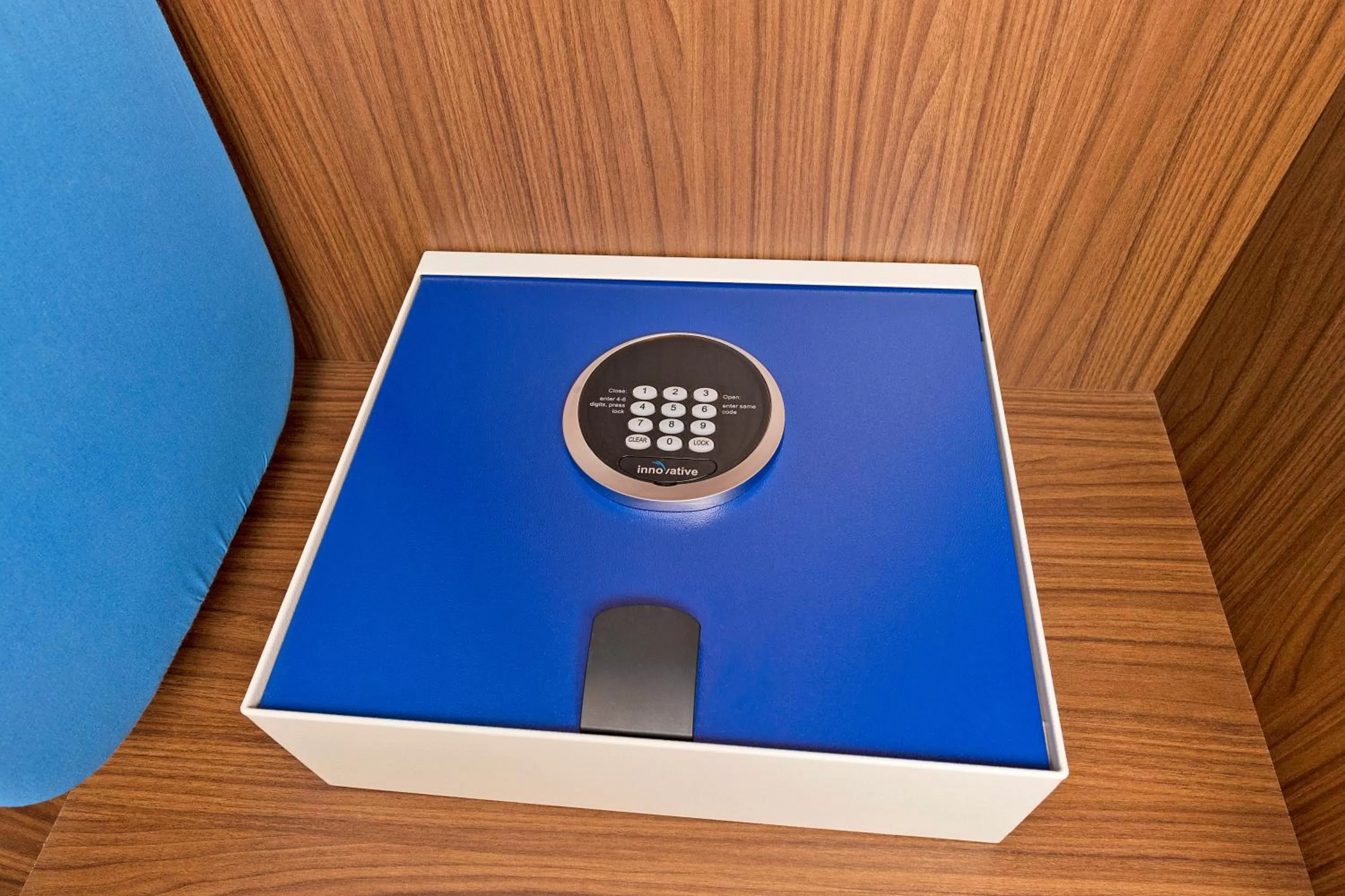 Standard King Room in Holiday Inn Express Hotel and Suites Conroe by IHG