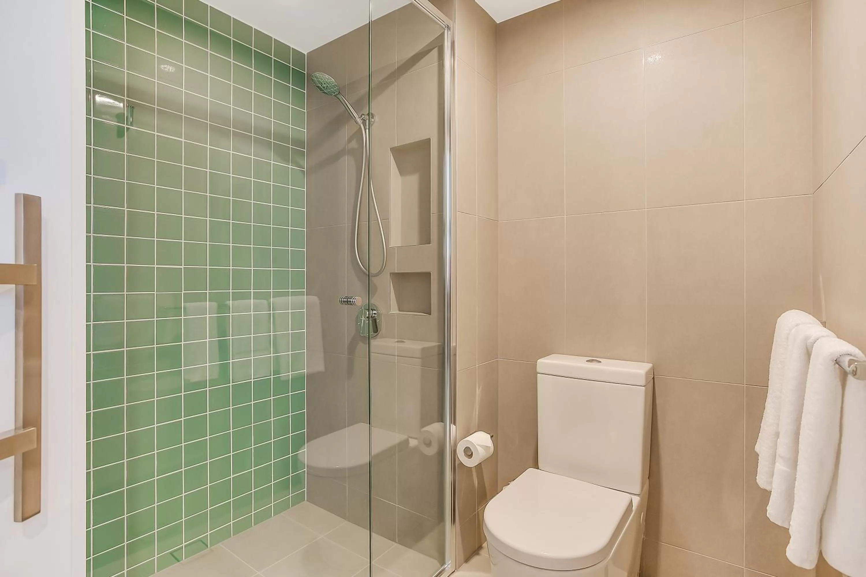 King Suite in Mantra at Sharks