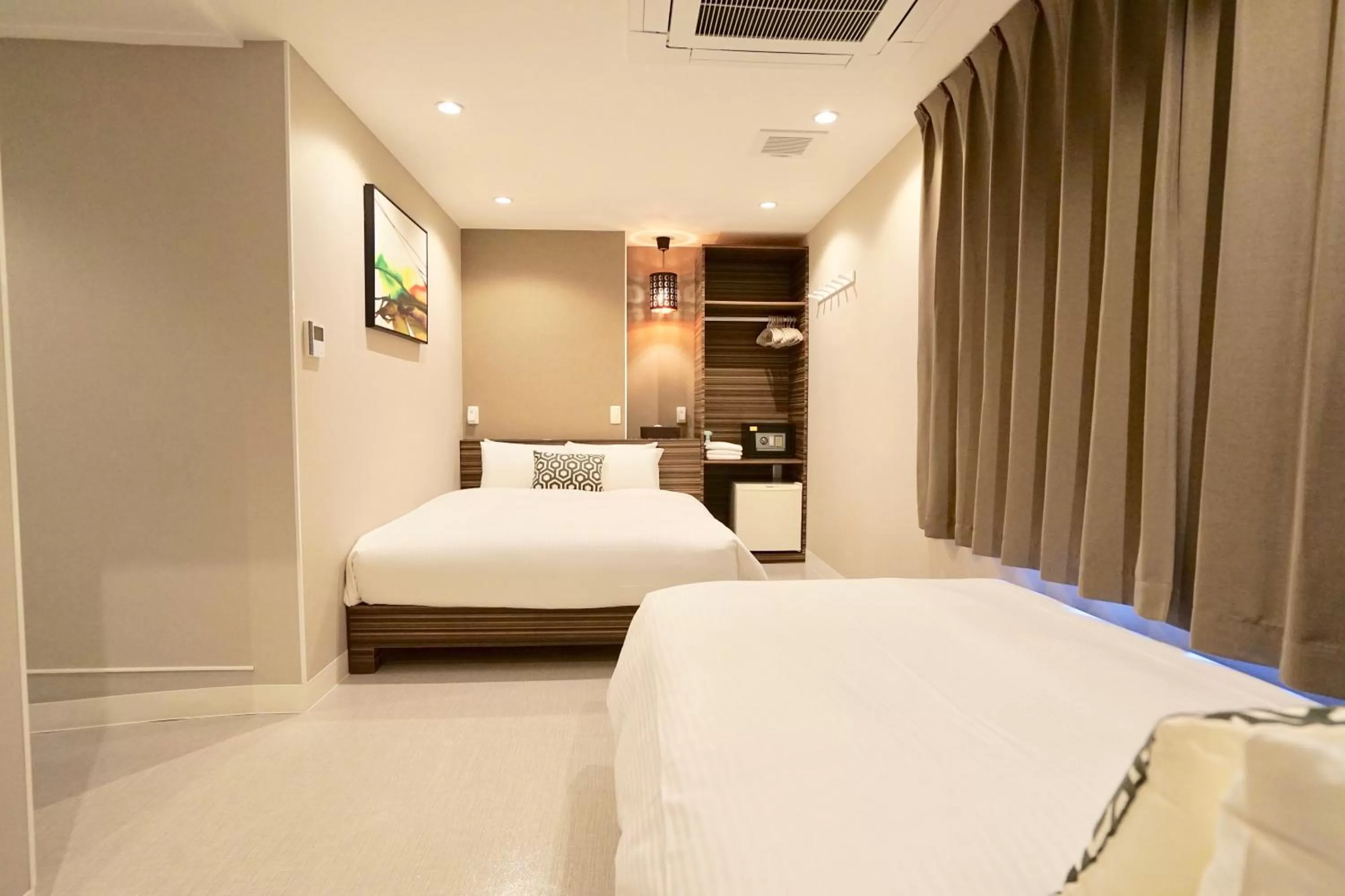 Standard Twin Room - Main Building in Hotel 88 Shinsaibashi