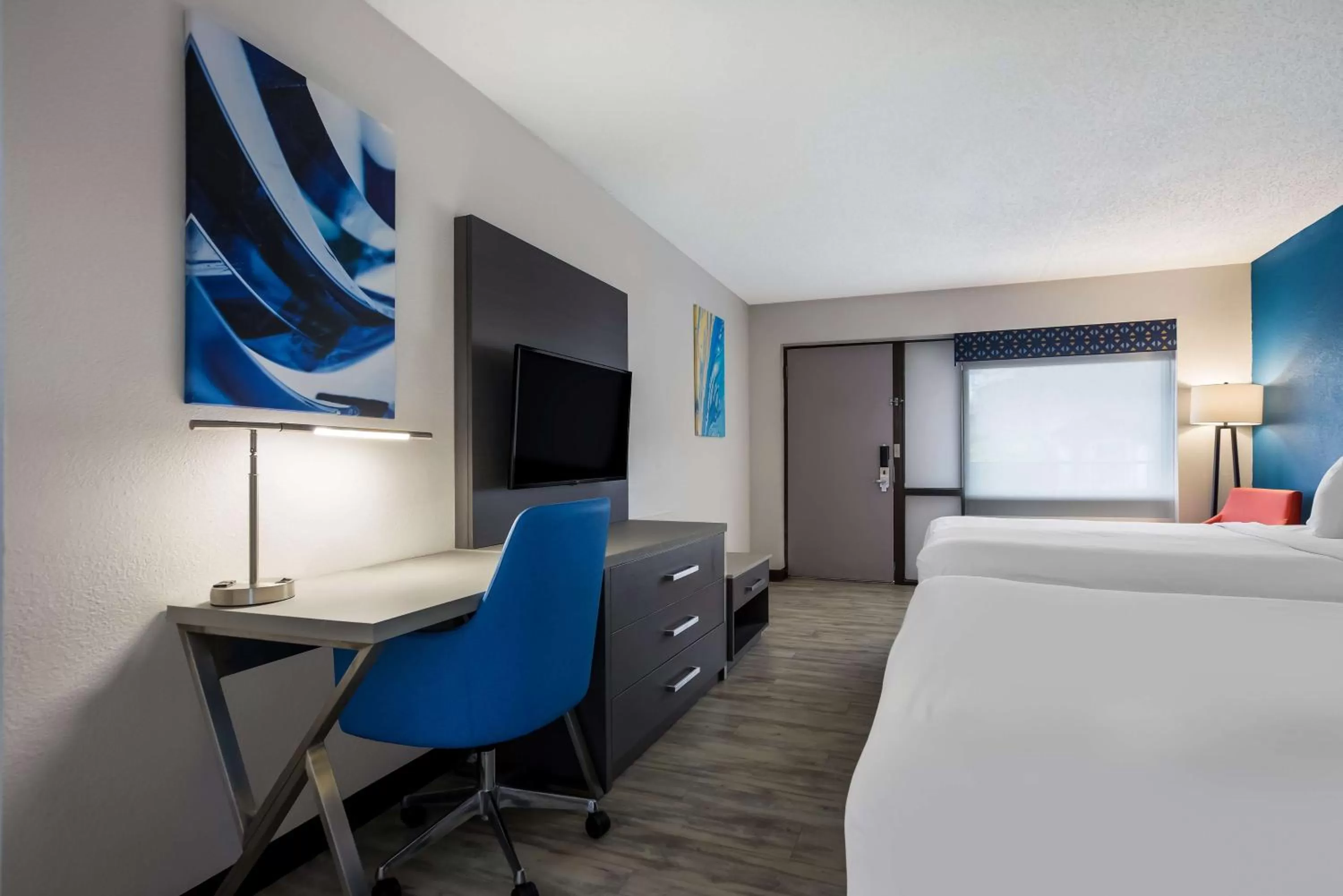 Quadruple Room with Bathtub - Disability Access/Non-Smoking in Best Western Bordentown Inn