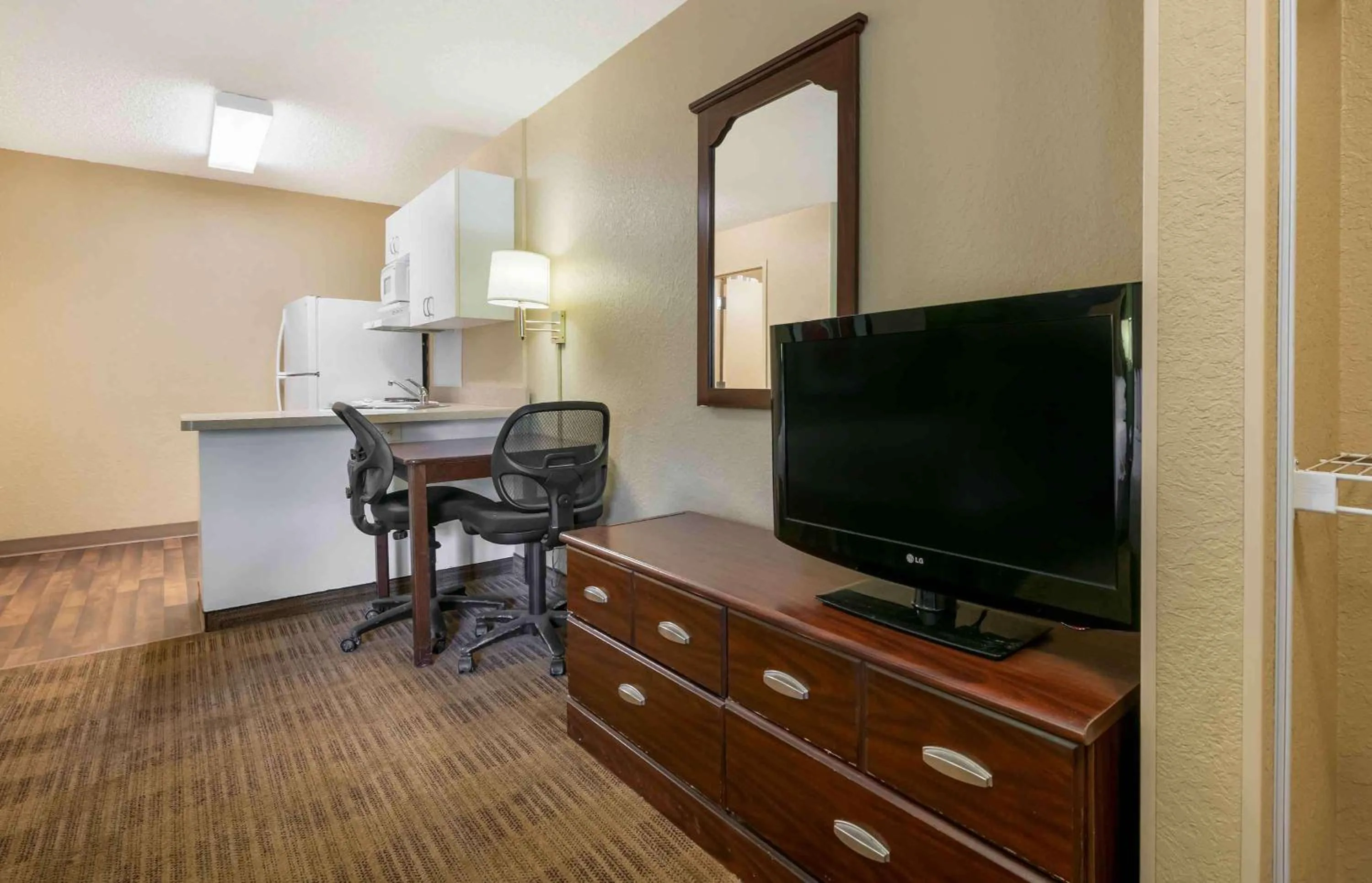 Studio with 2 Double Beds - Non-Smoking in Extended Stay America Select Suites - Gainesville - I-75
