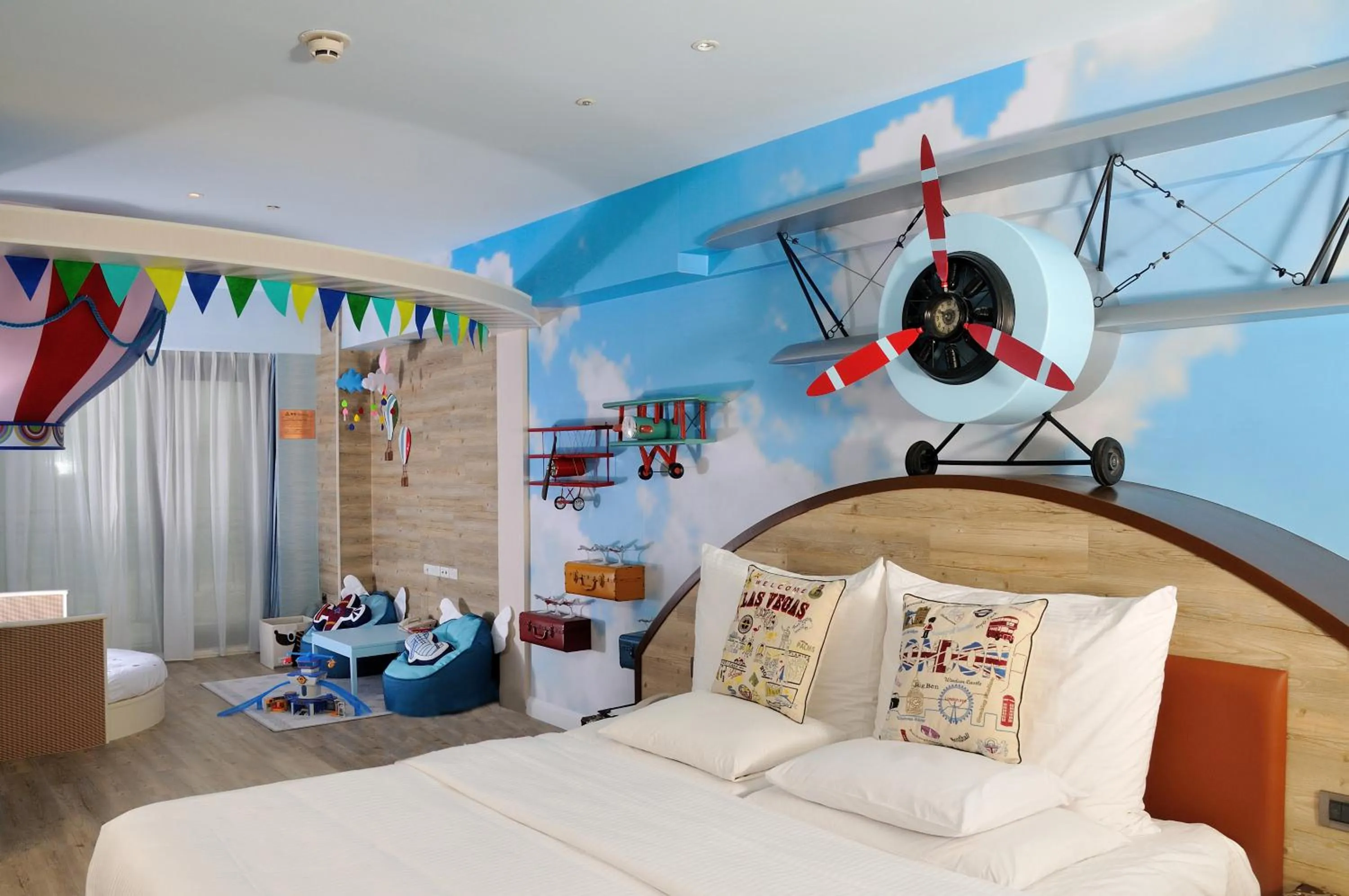 Theme Room (Room Selected at Check-in) in E-DA Royal Hotel