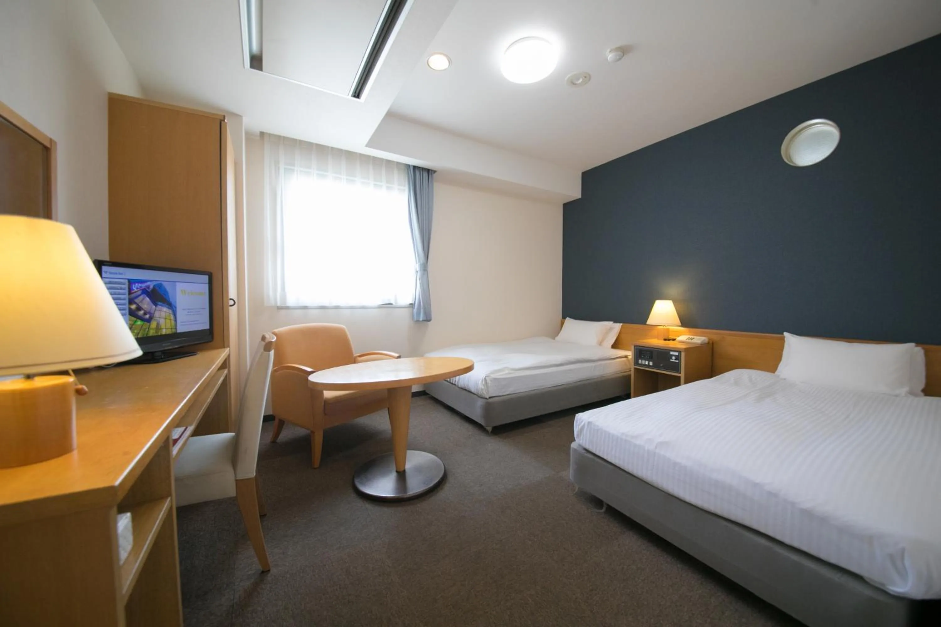 Deluxe Twin Room - Non-Smoking in Heiwadai Hotel 5