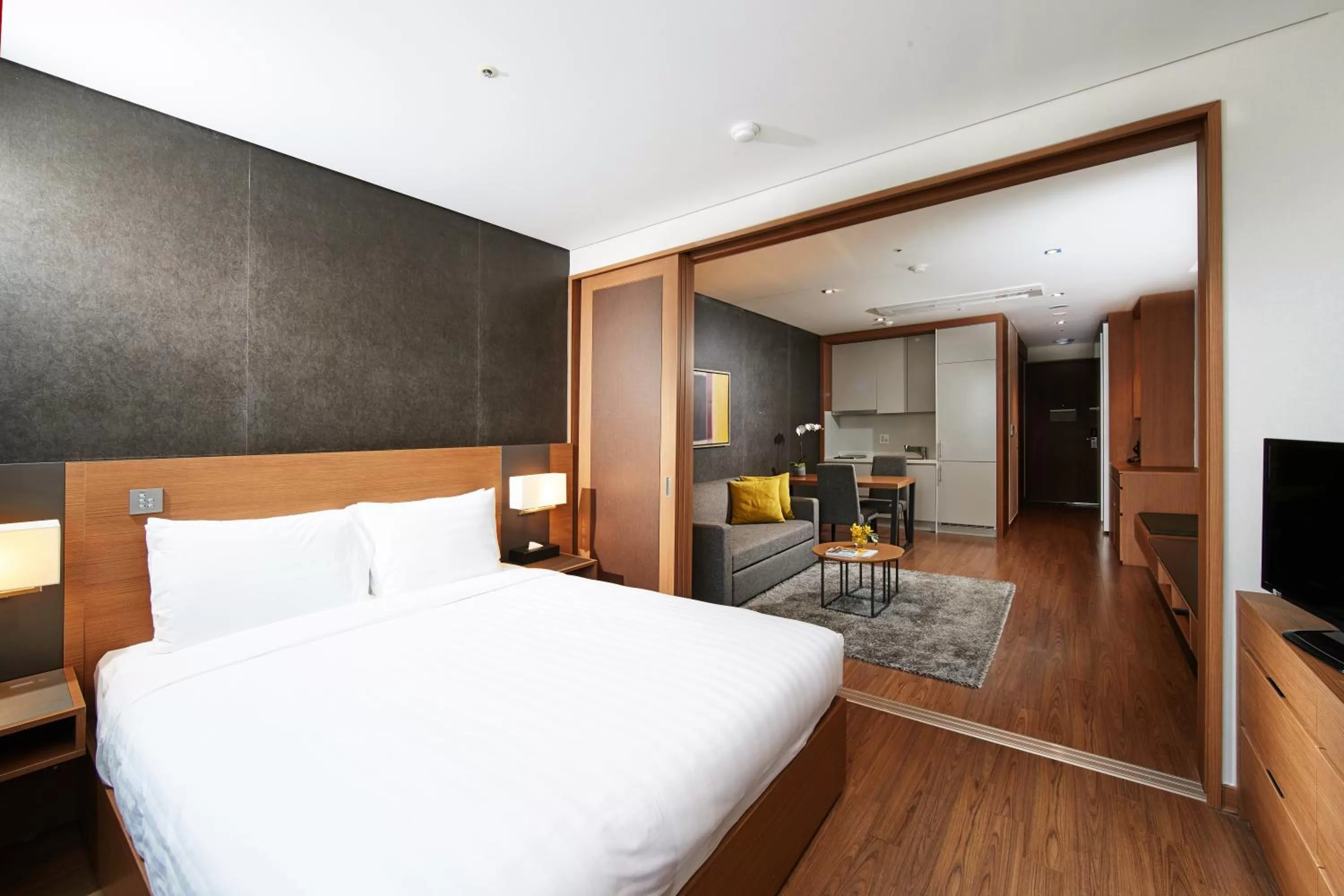 Premier Double Room in Fraser Place Namdaemun Seoul