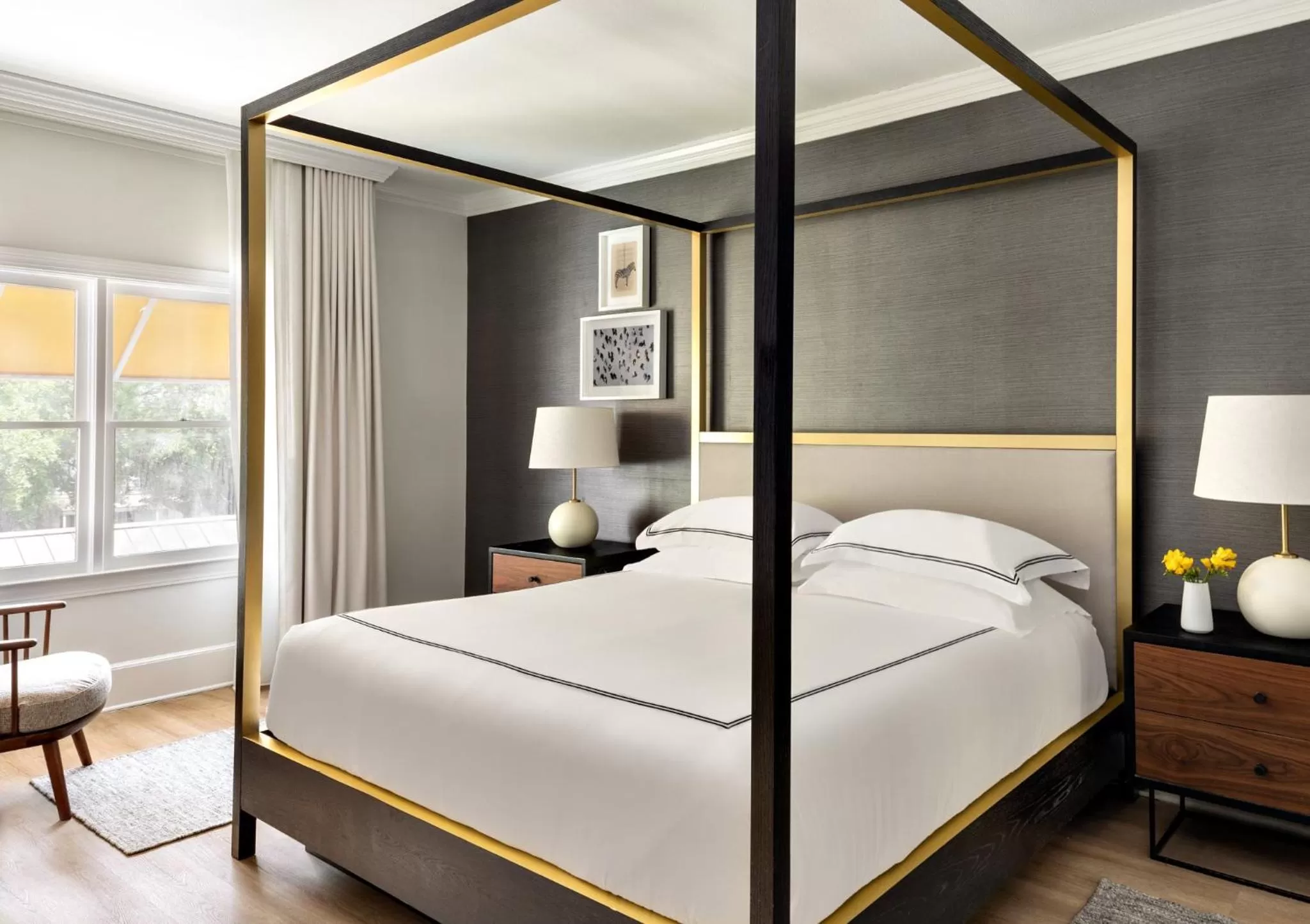 King Suite with Mobility Accessible Tub in Kimpton Brice Hotel by IHG