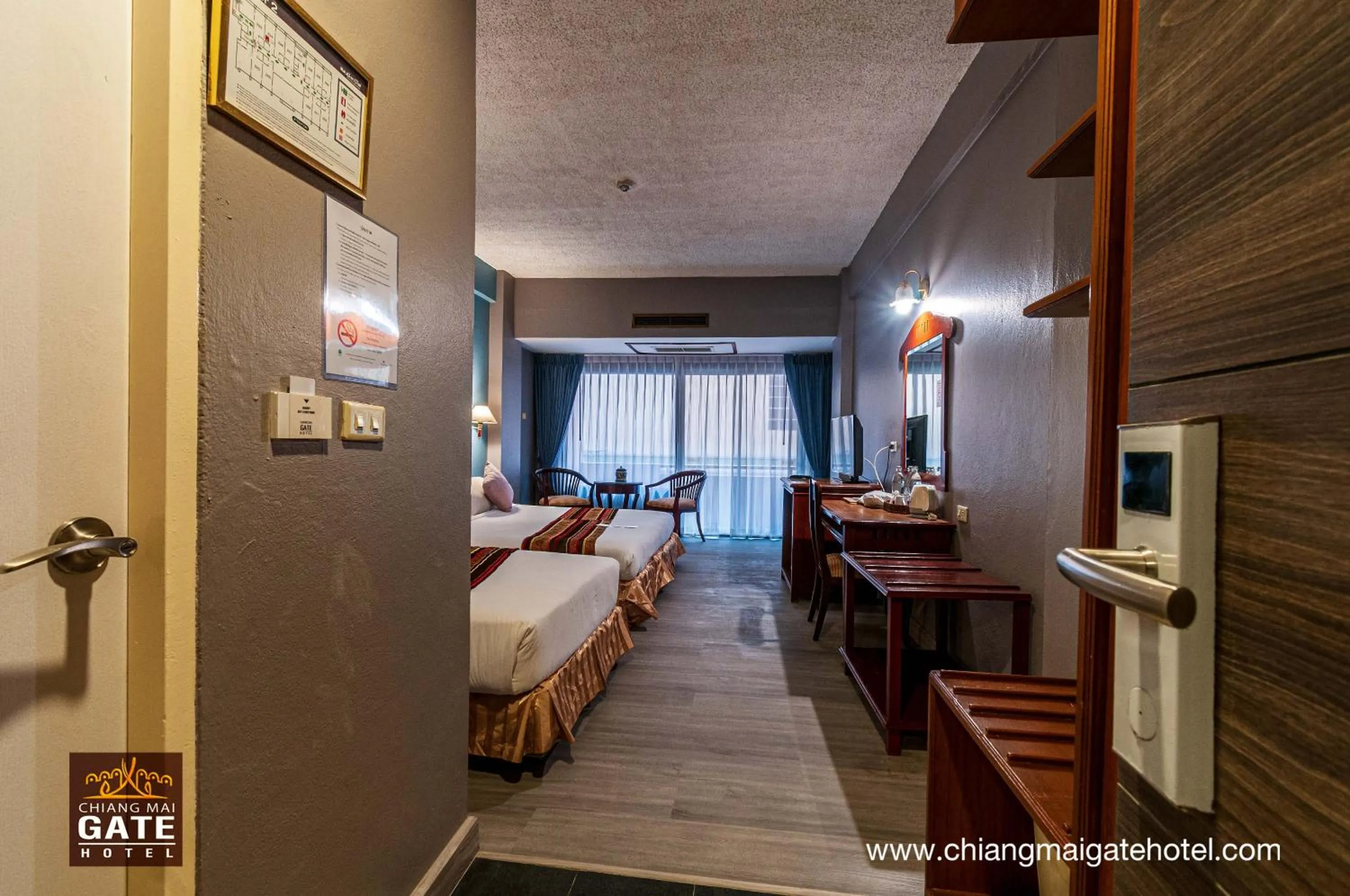 Deluxe Family Connecting Room in Chiangmai Gate Hotel