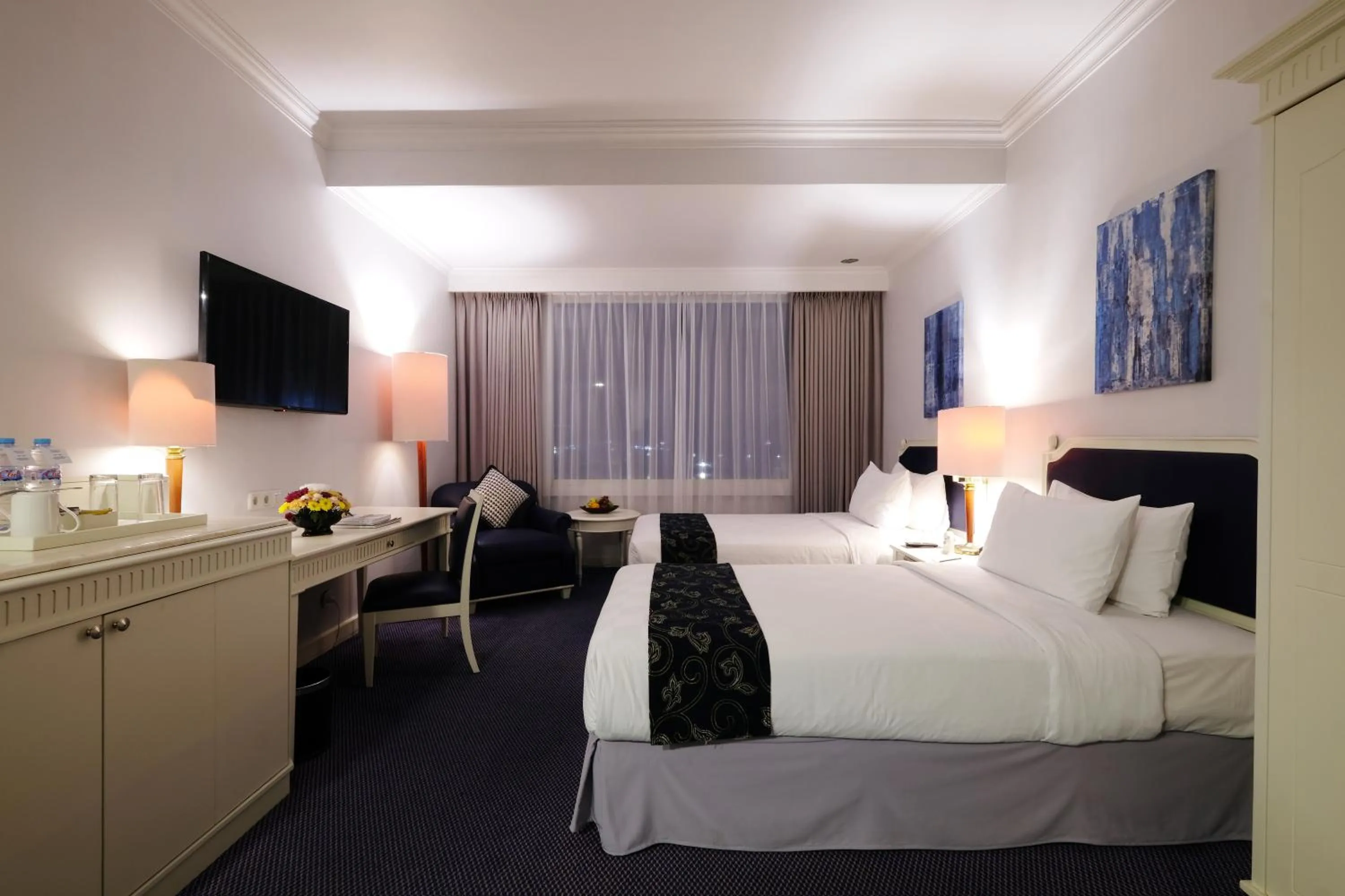 Club Room with City View in Aryaduta Makassar