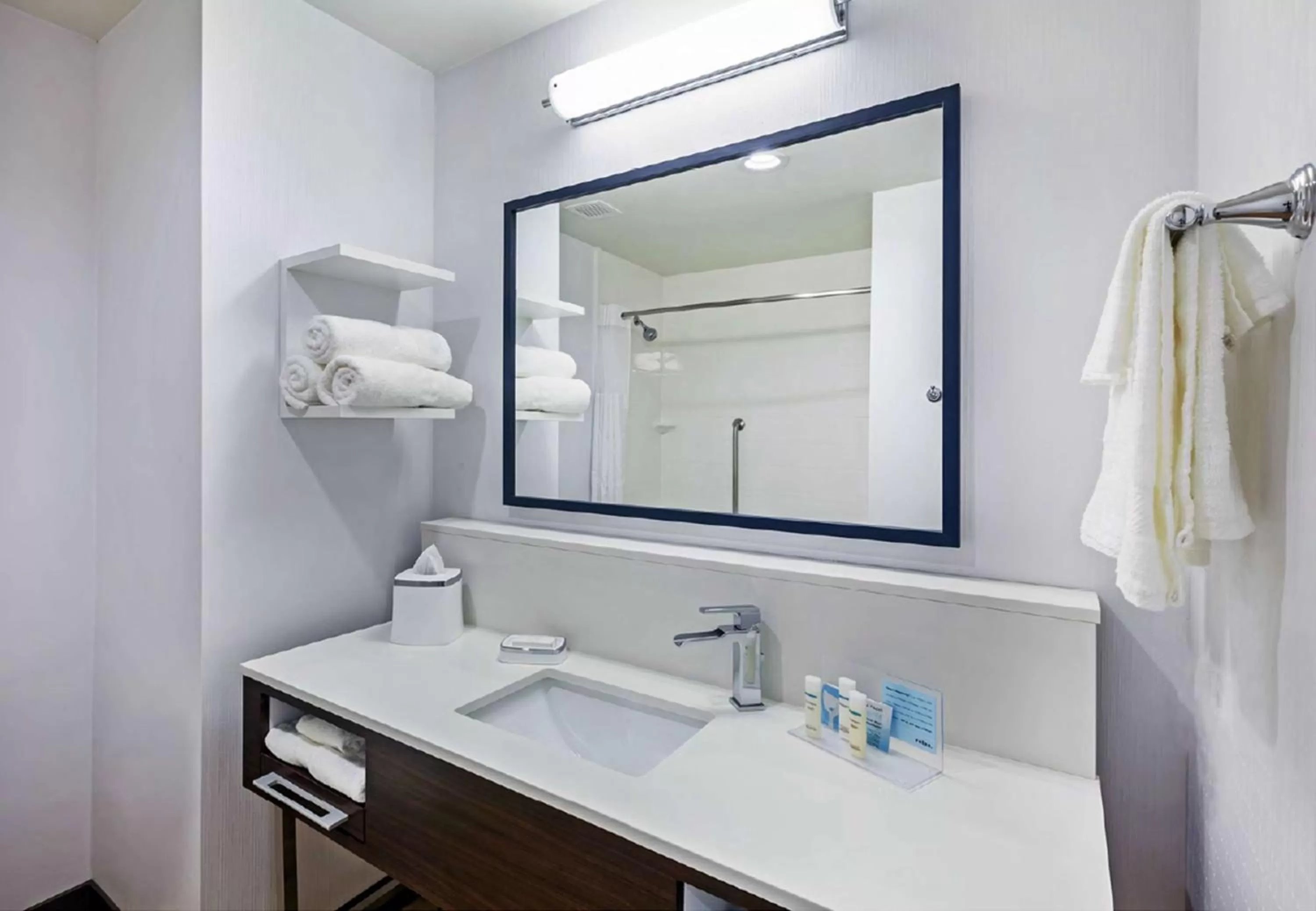 King Room - Hearing Access/Non-Smoking in Hampton Inn By Hilton Bulverde Texas Hill Country