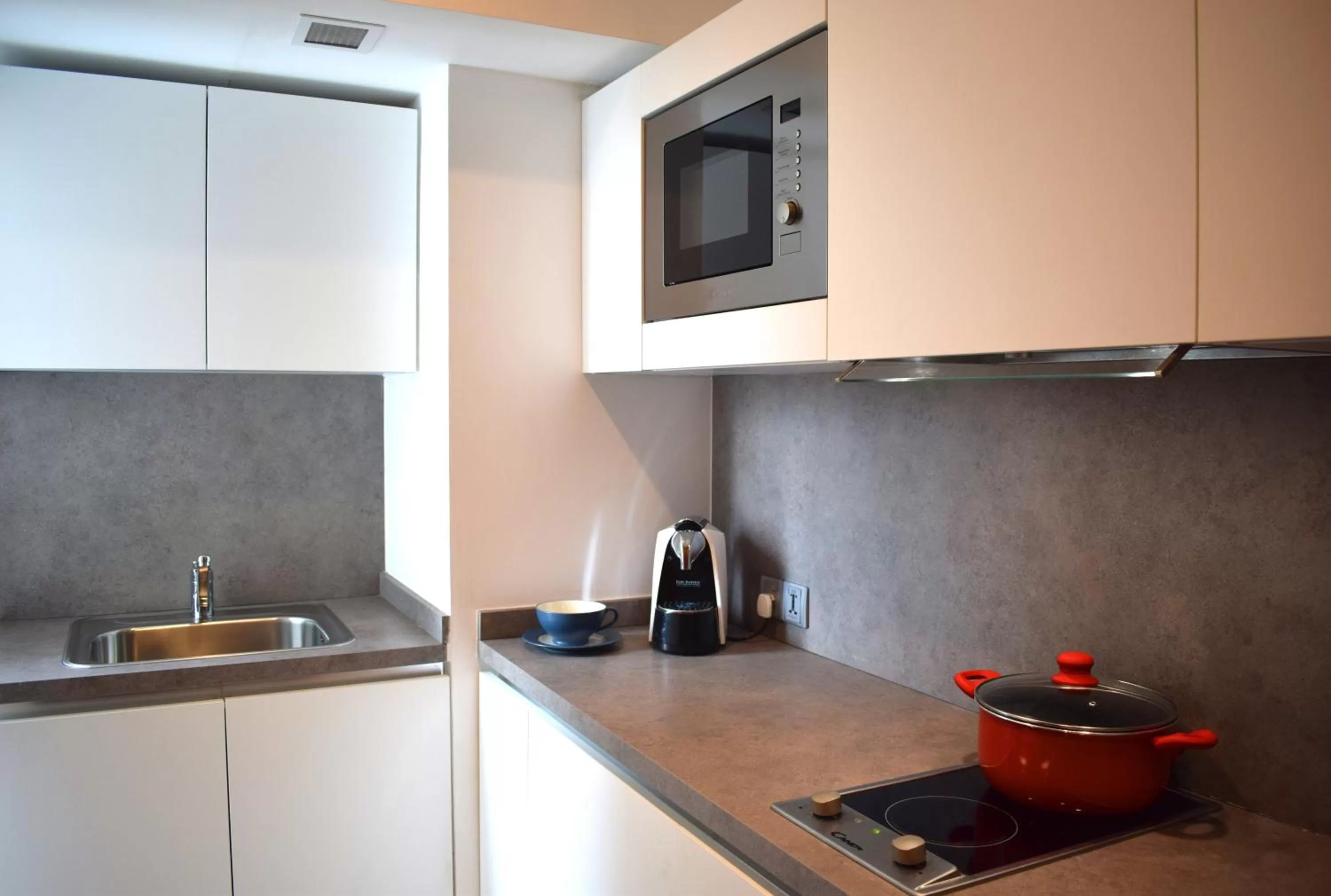 Studio Double - 10% off at Ward7, 57 and Virticle restaurants in Jetwing Colombo Seven