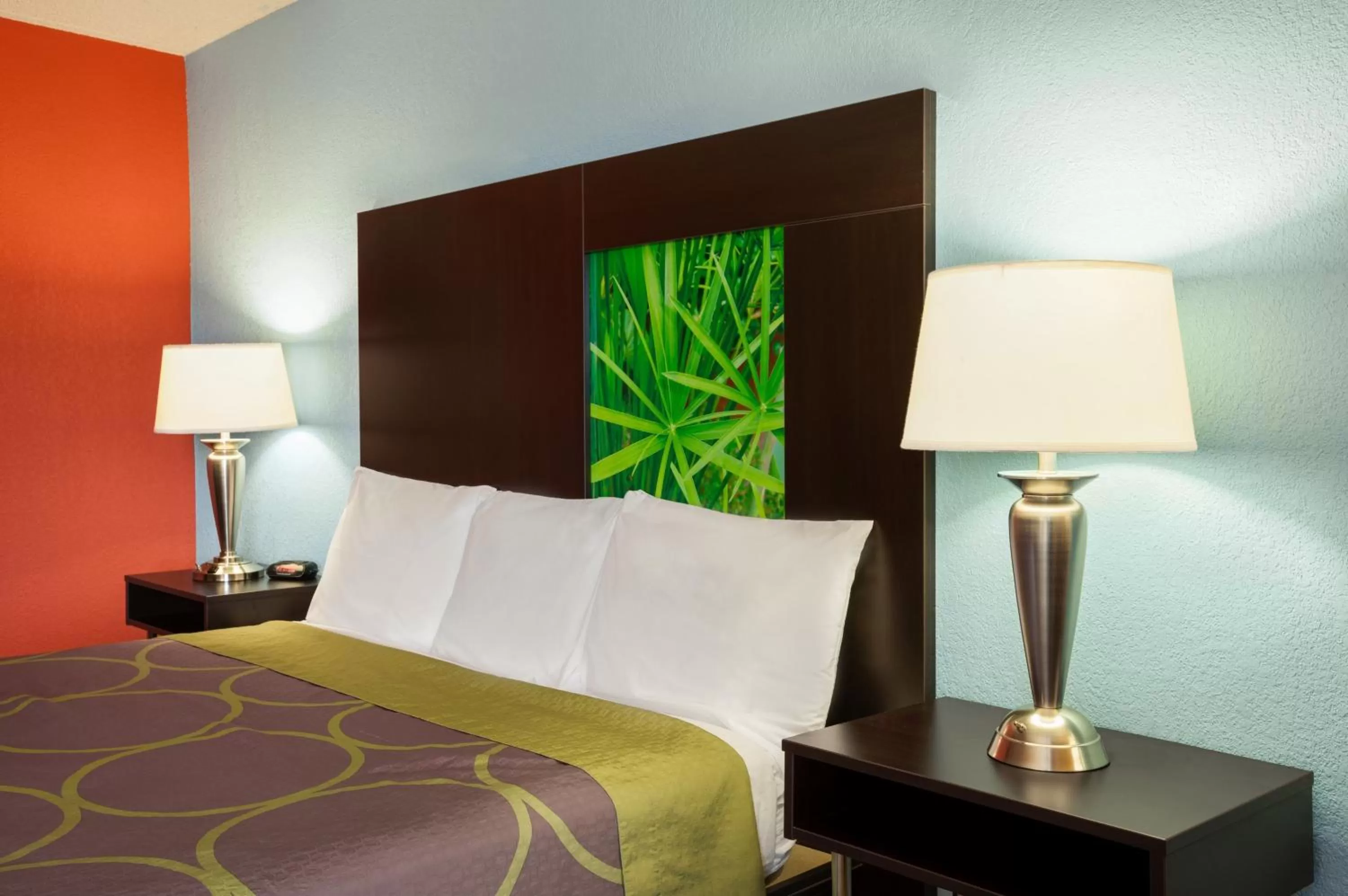 King Room - Mobility Access/Non-Smoking in Super 8 by Wyndham Mount Laurel