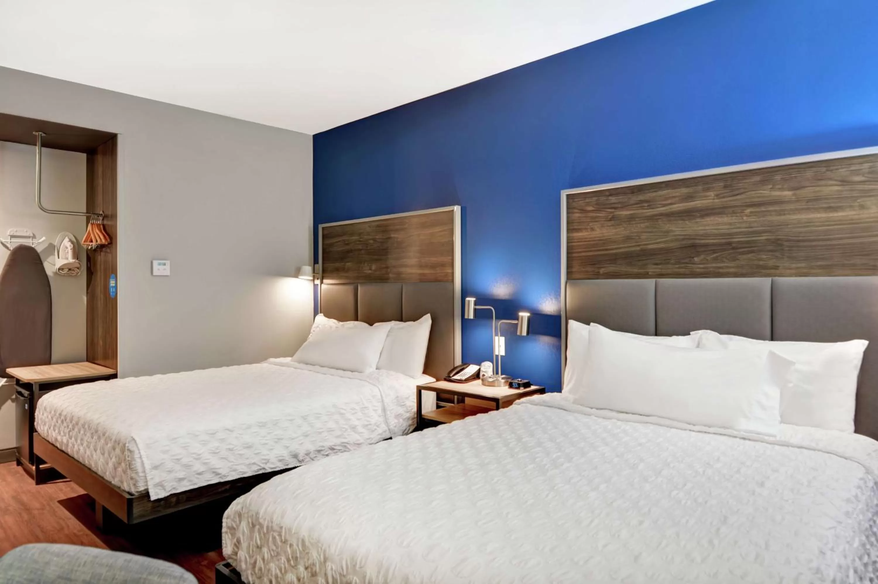 Queen Room with Two Queen Beds in Tru By Hilton Idaho Falls Id
