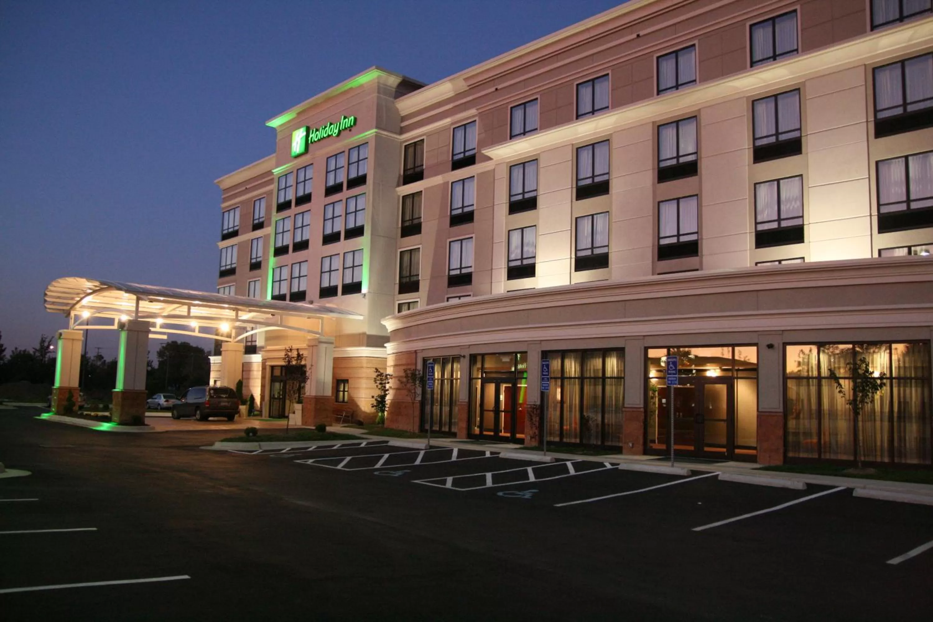 Holiday Inn Columbus-Hilliard by IHG
