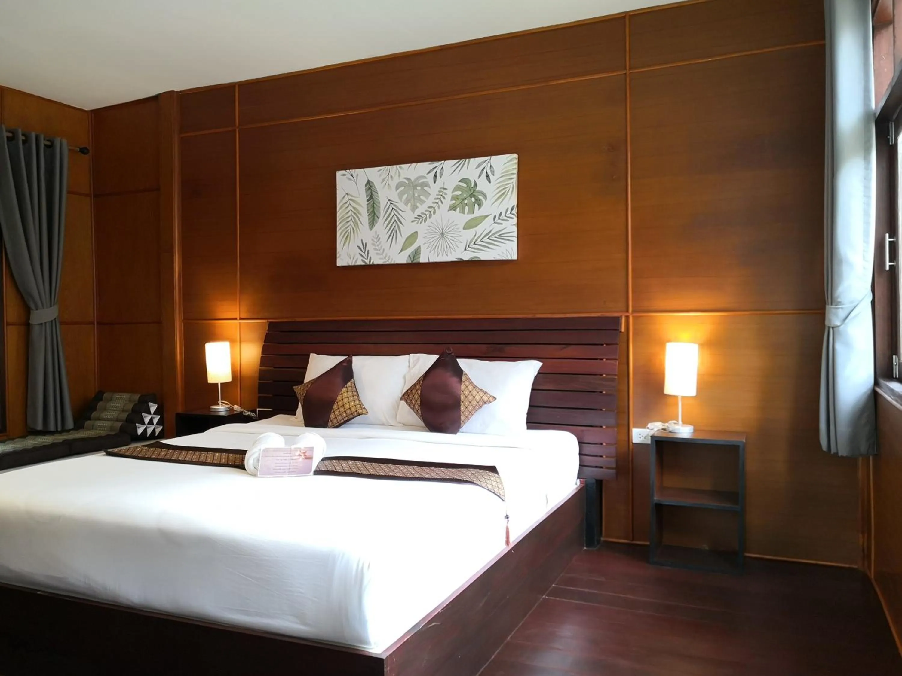 Deluxe Cottage in Baan Suan Rim Klong Resort