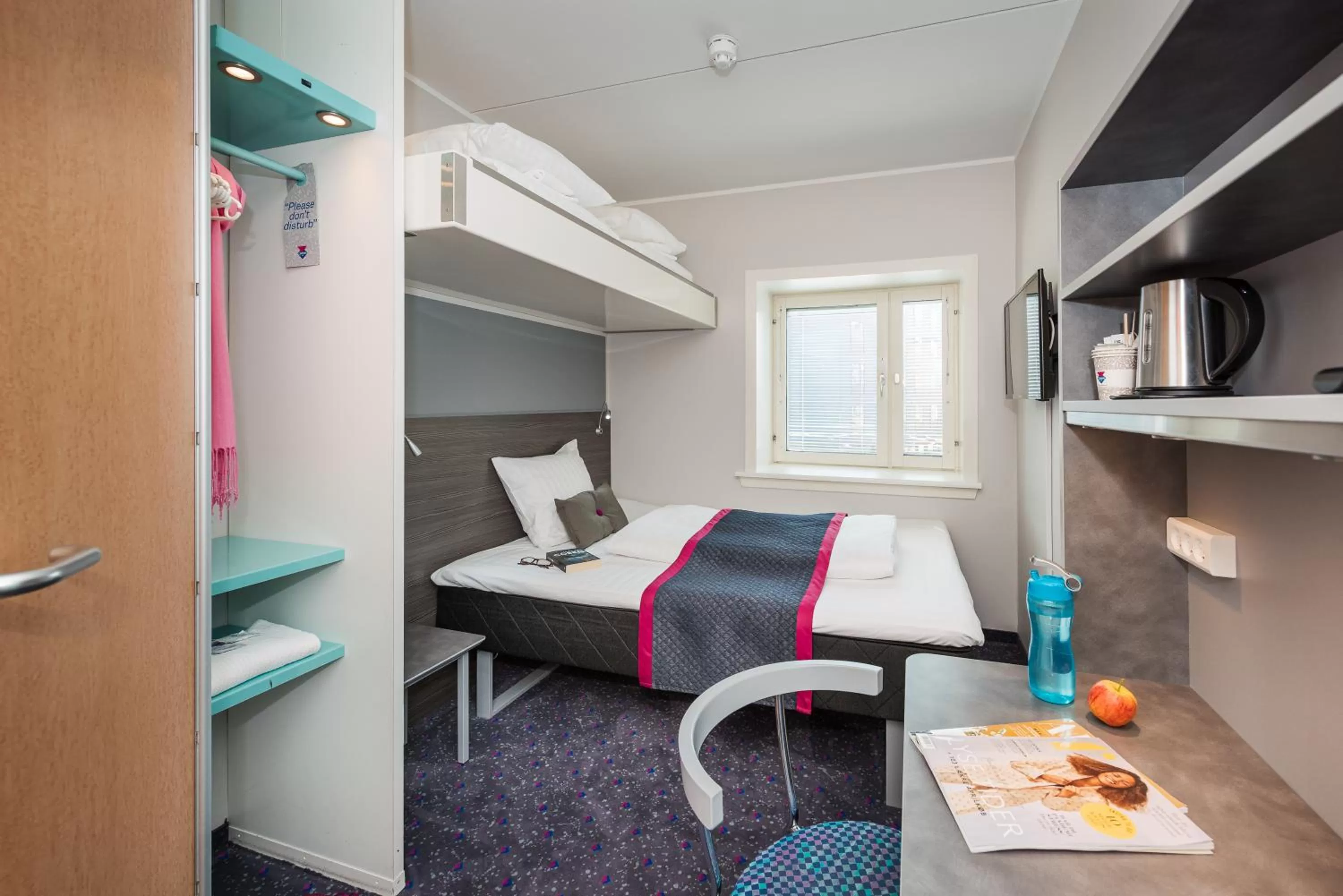 Standard Queen Room in Cabinn Odense