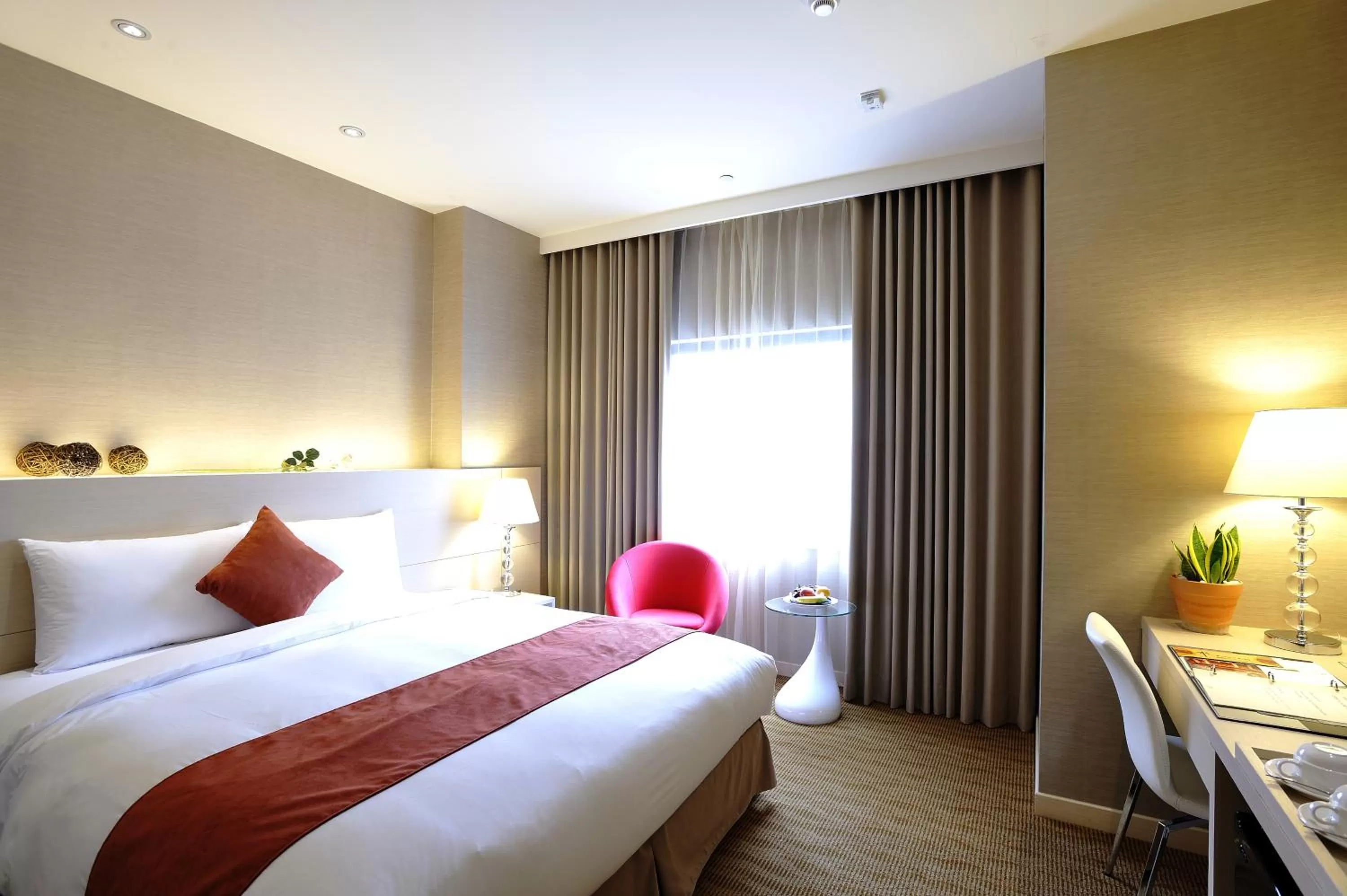 Deluxe Double Room in Hotel Riverview Taipei