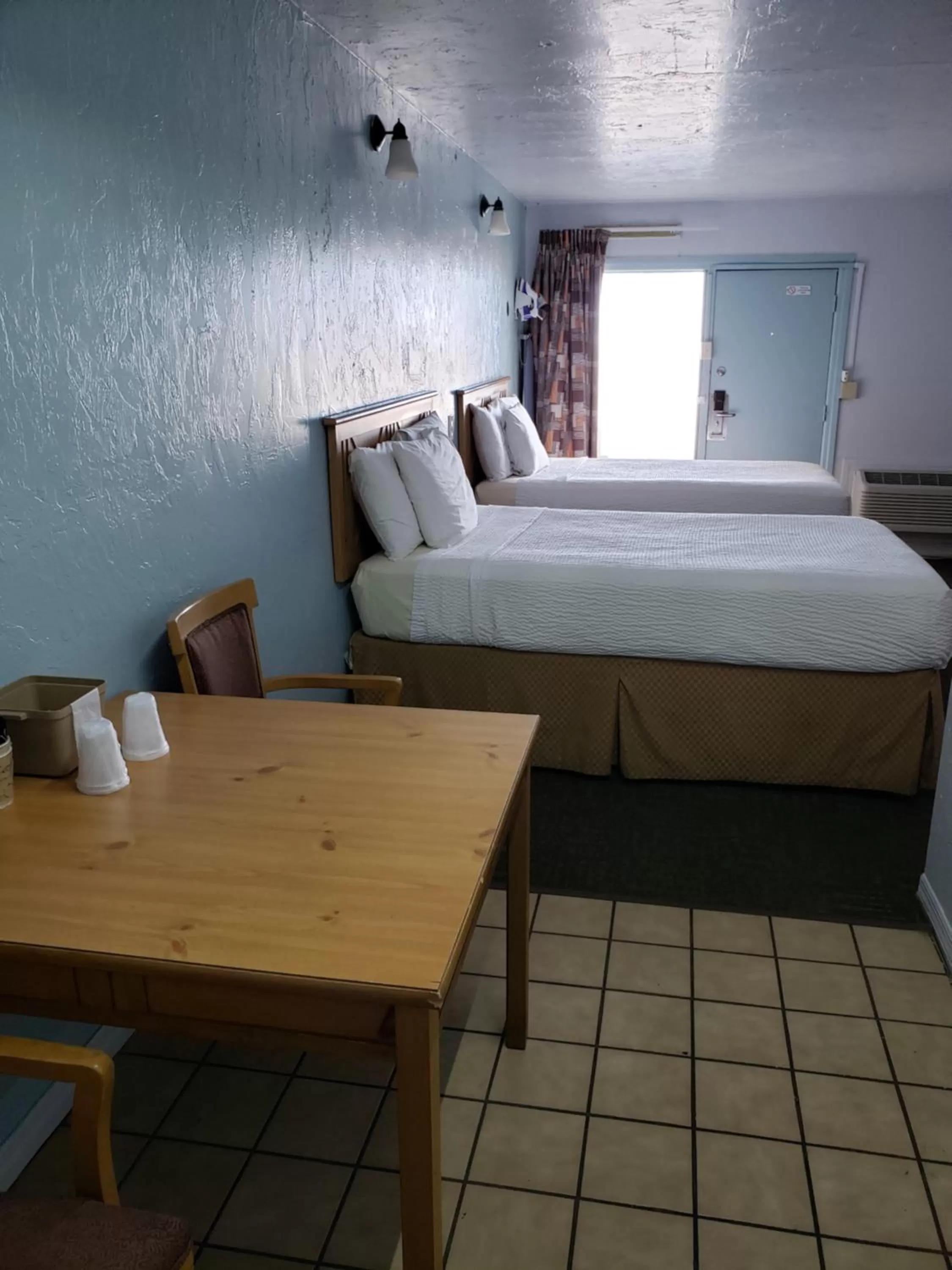 Double Room with Two Double Beds in Topaz Motel - Flagler Beach