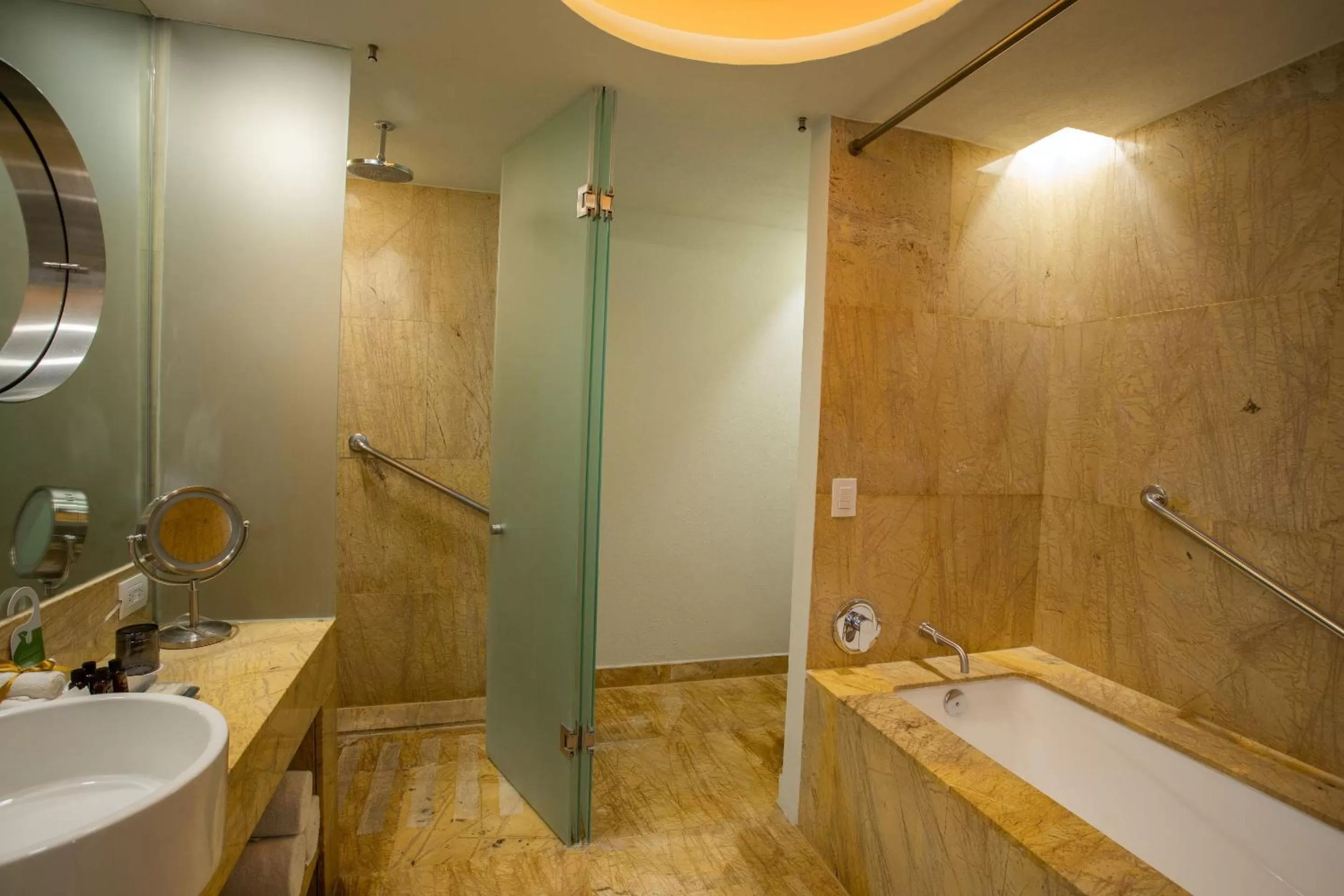 Junior Suite in Camino Real Monterrey