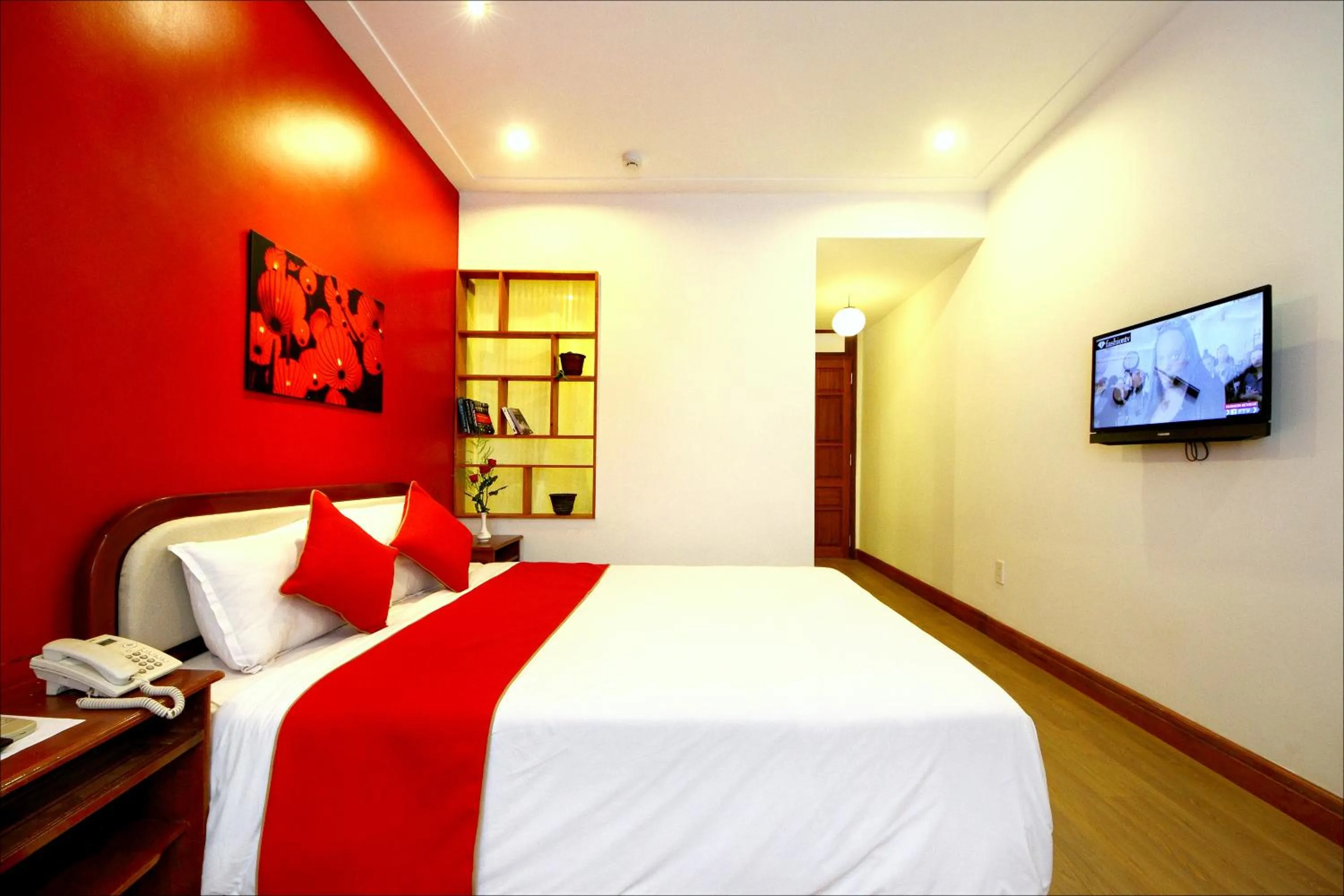 Superior Double Room in Thanh Van 1 Hotel