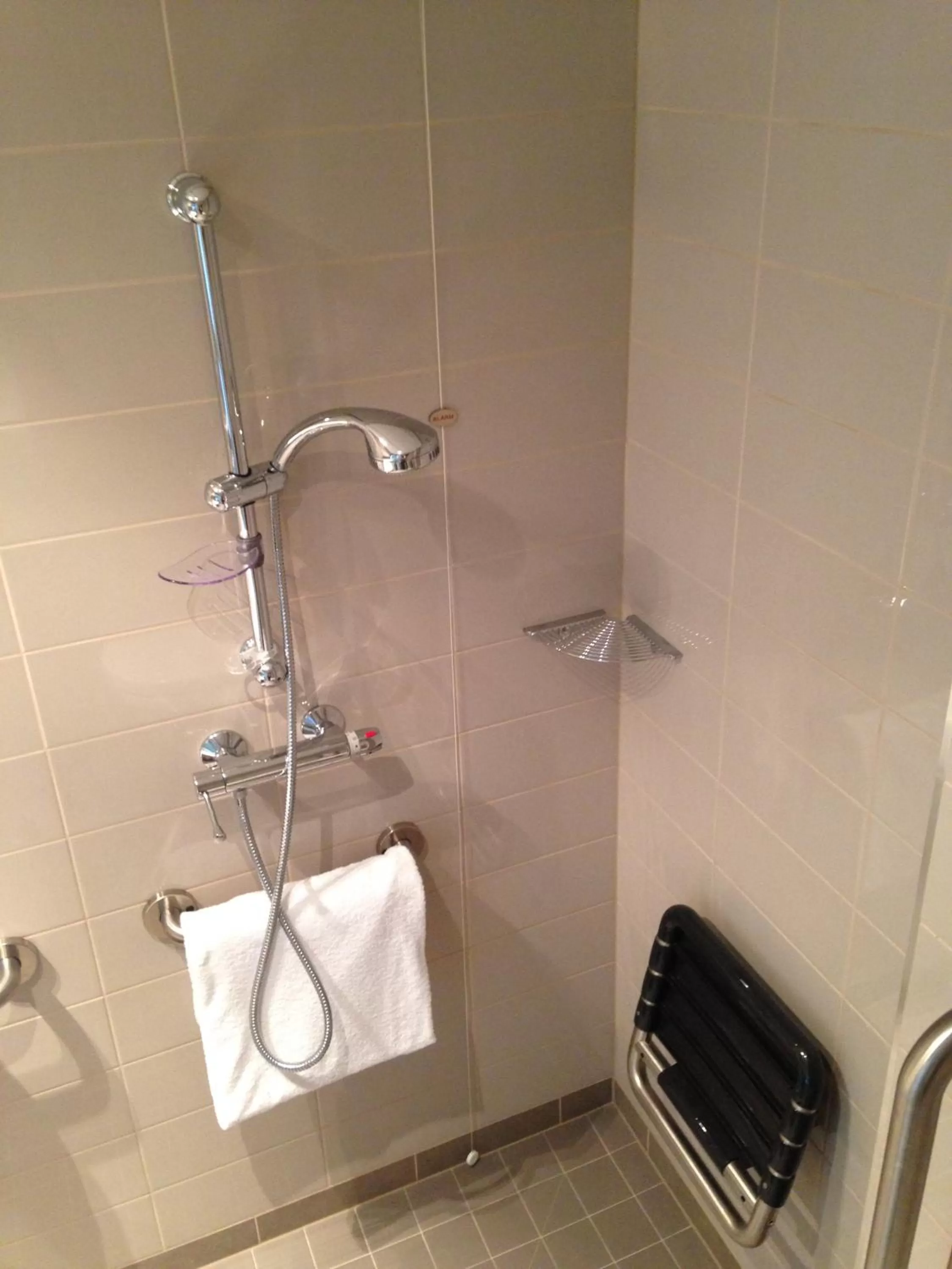 Standard Twin Room - Accessible in Crowne Plaza Verona Fiera by IHG