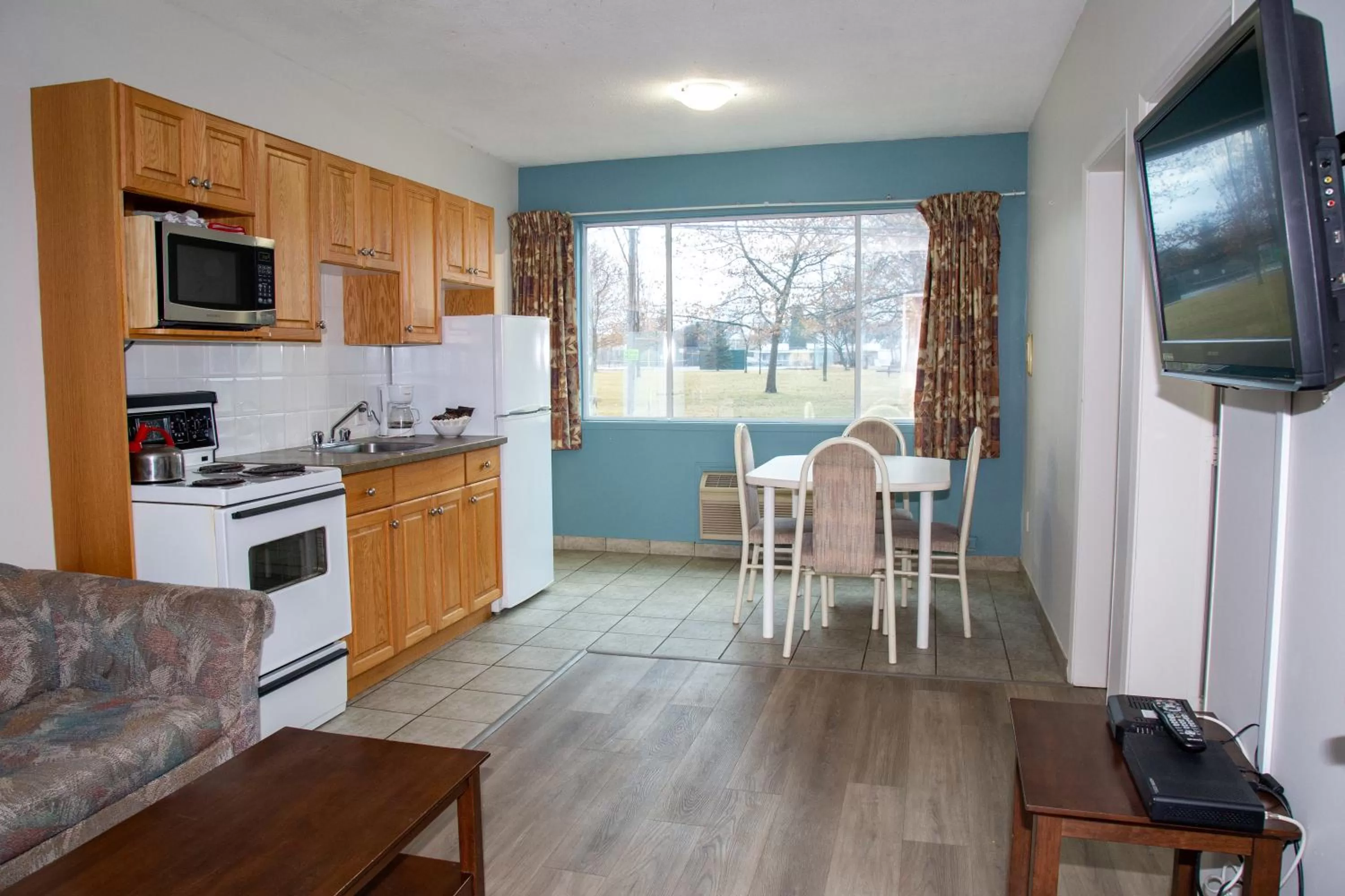 Standard Two-Bedroom Suite in Spanish Villa Resort