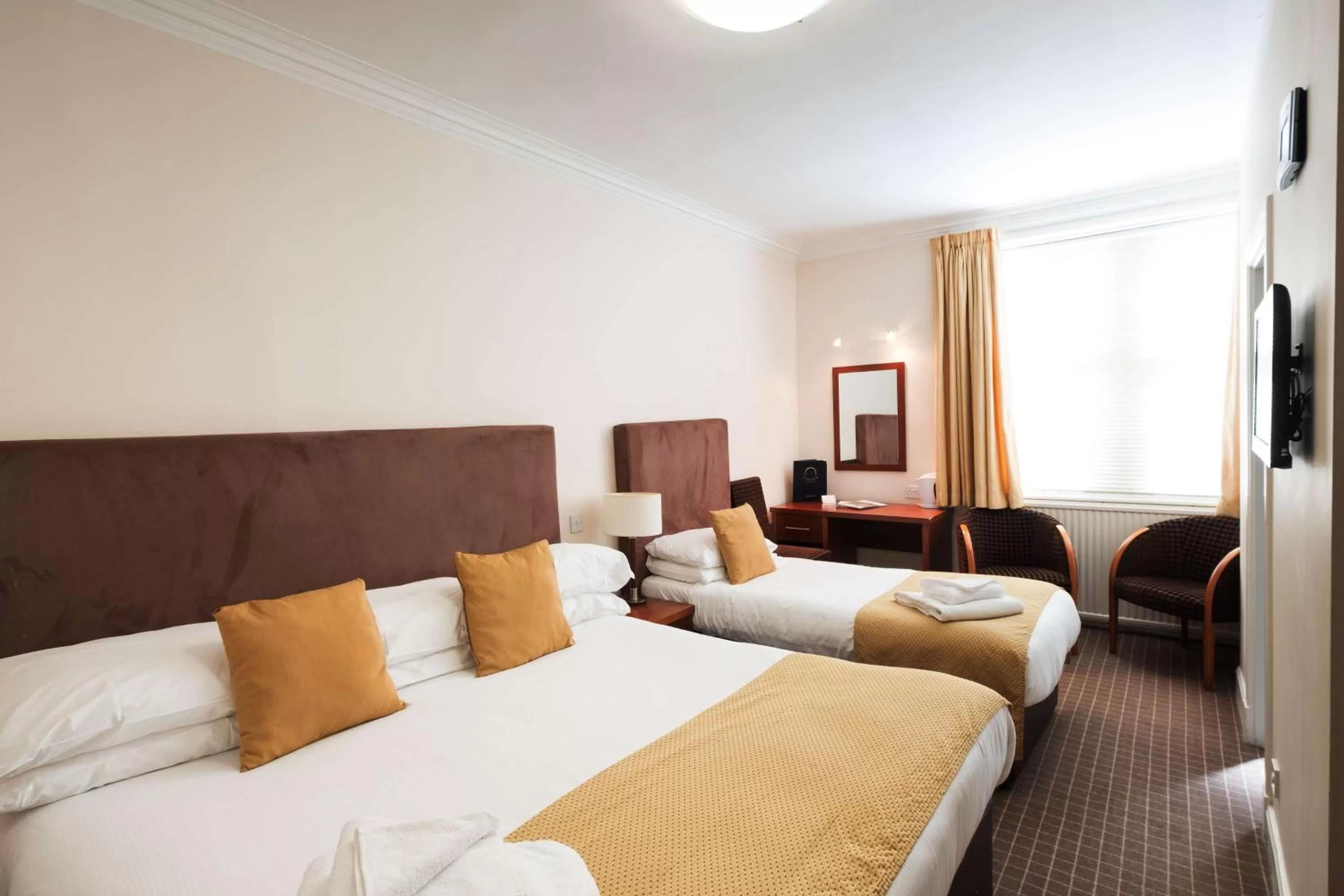 Triple Room in Pitbauchlie House Hotel - Sure Hotel Collection by Best Western