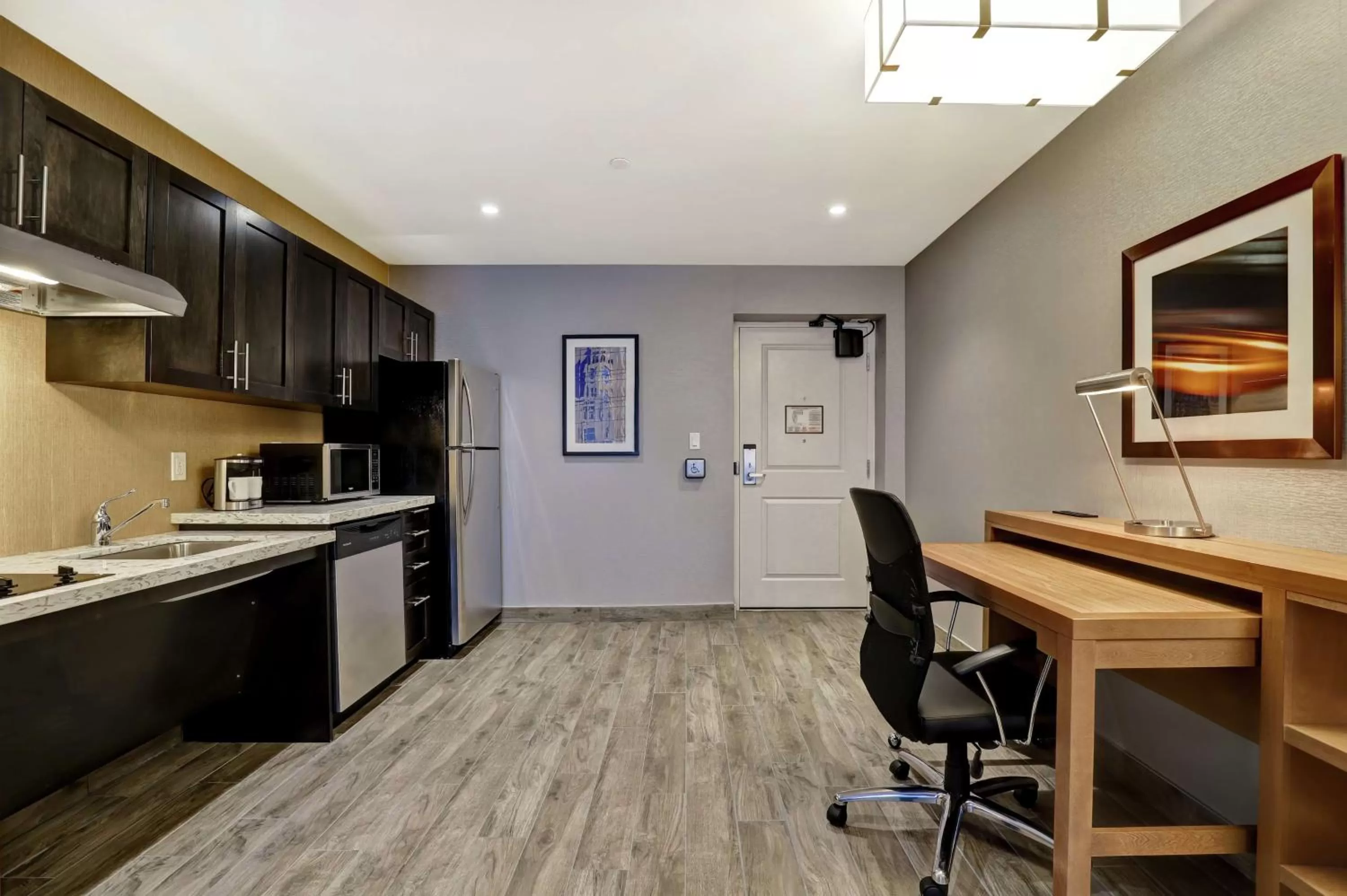 King Studio - Mobility and Hearing Access/Non-Smoking in Homewood Suites By Hilton Ottawa Kanata
