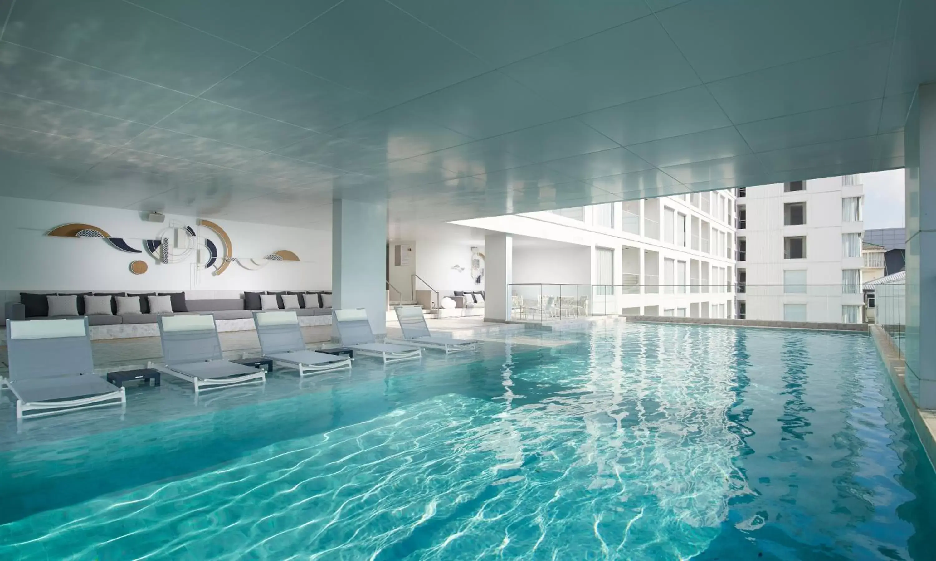 Shama Yen-Akat Bangkok Shama Yen-Akat Bangkok