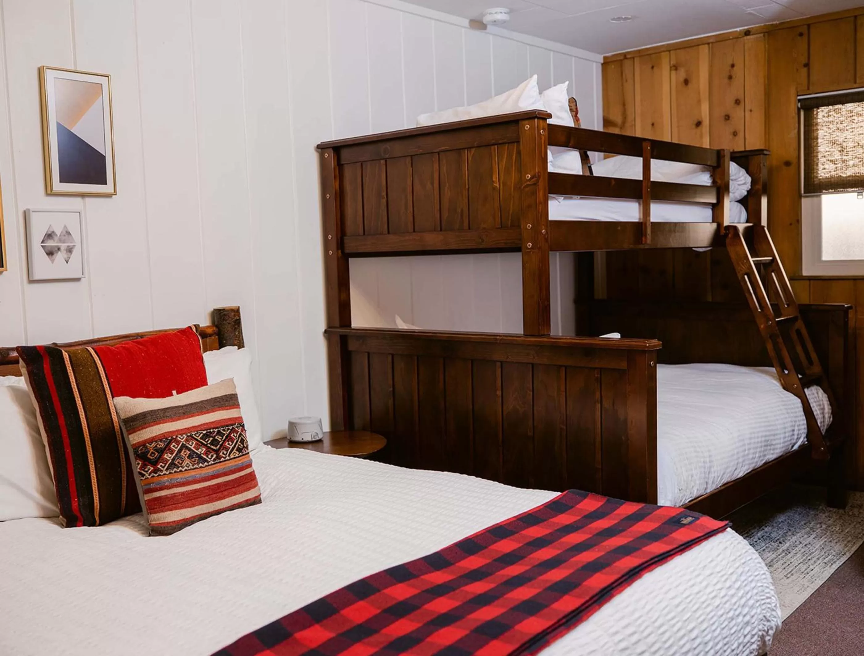 Family Motel Room in Grand Pine Cabins