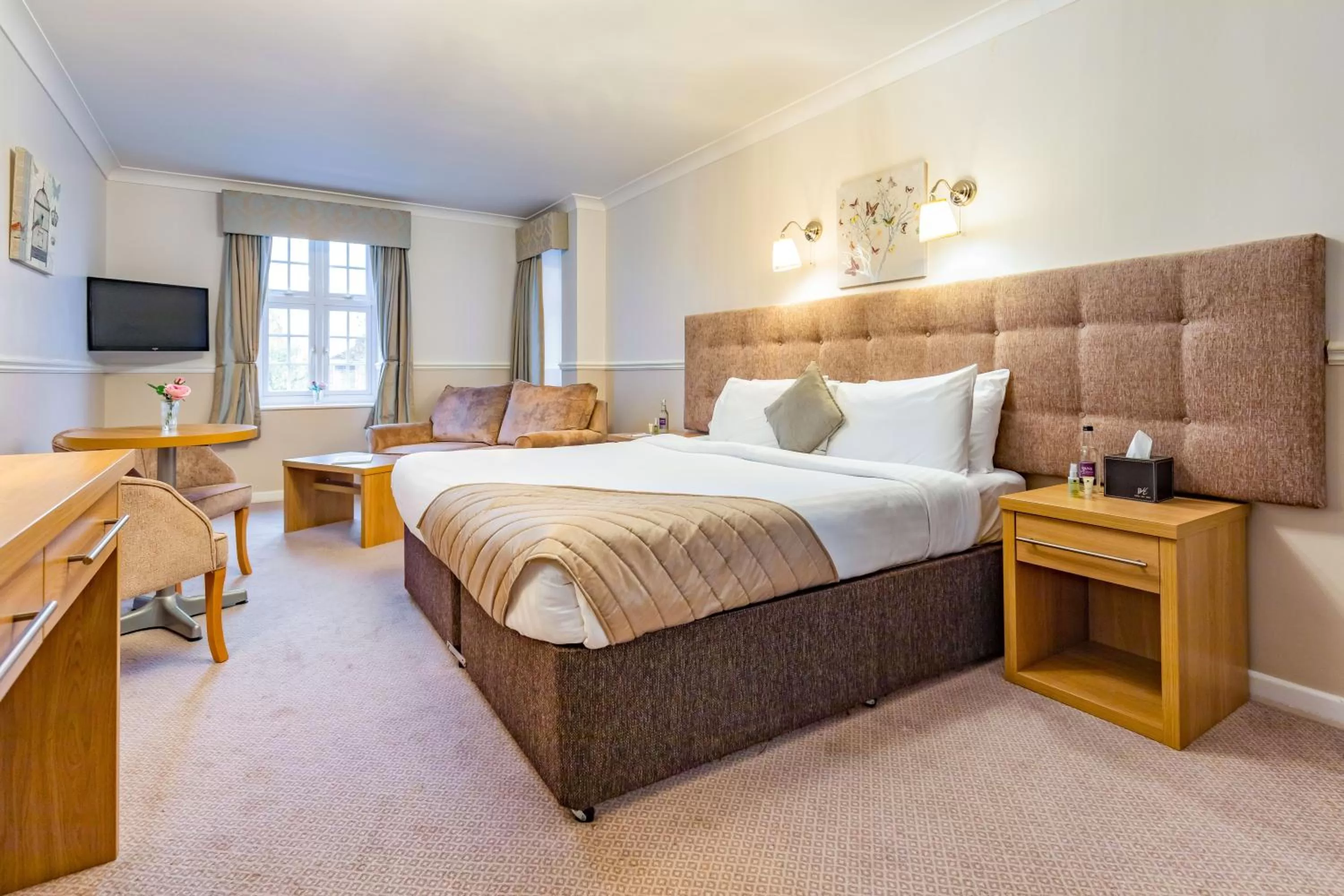Superior King Room - Non-Smoking in Worcester Bank House Hotel Spa & Golf; BW Premier Collection