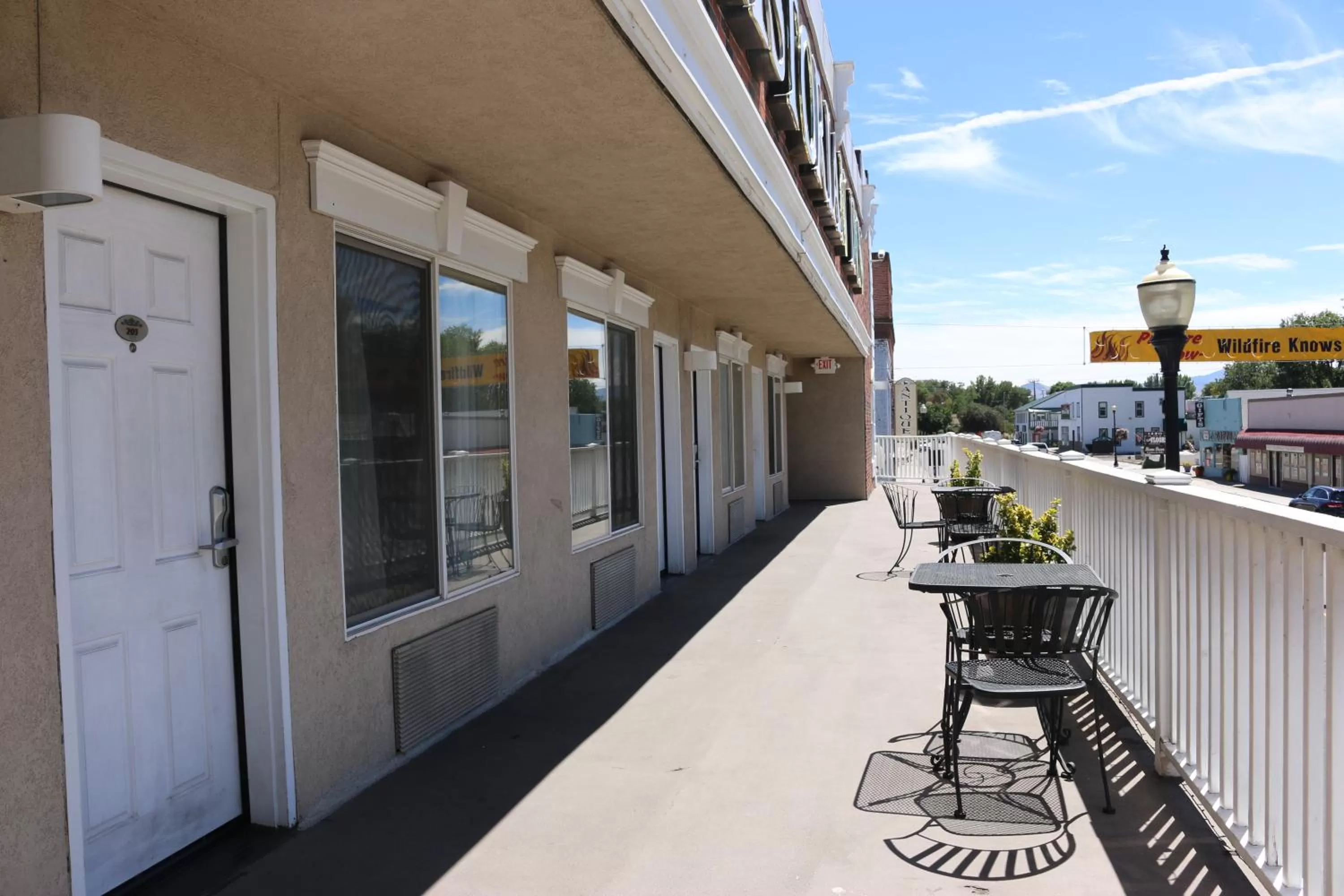 King Room with Mountain View, Second Floor (No Pets) in Historian Inn