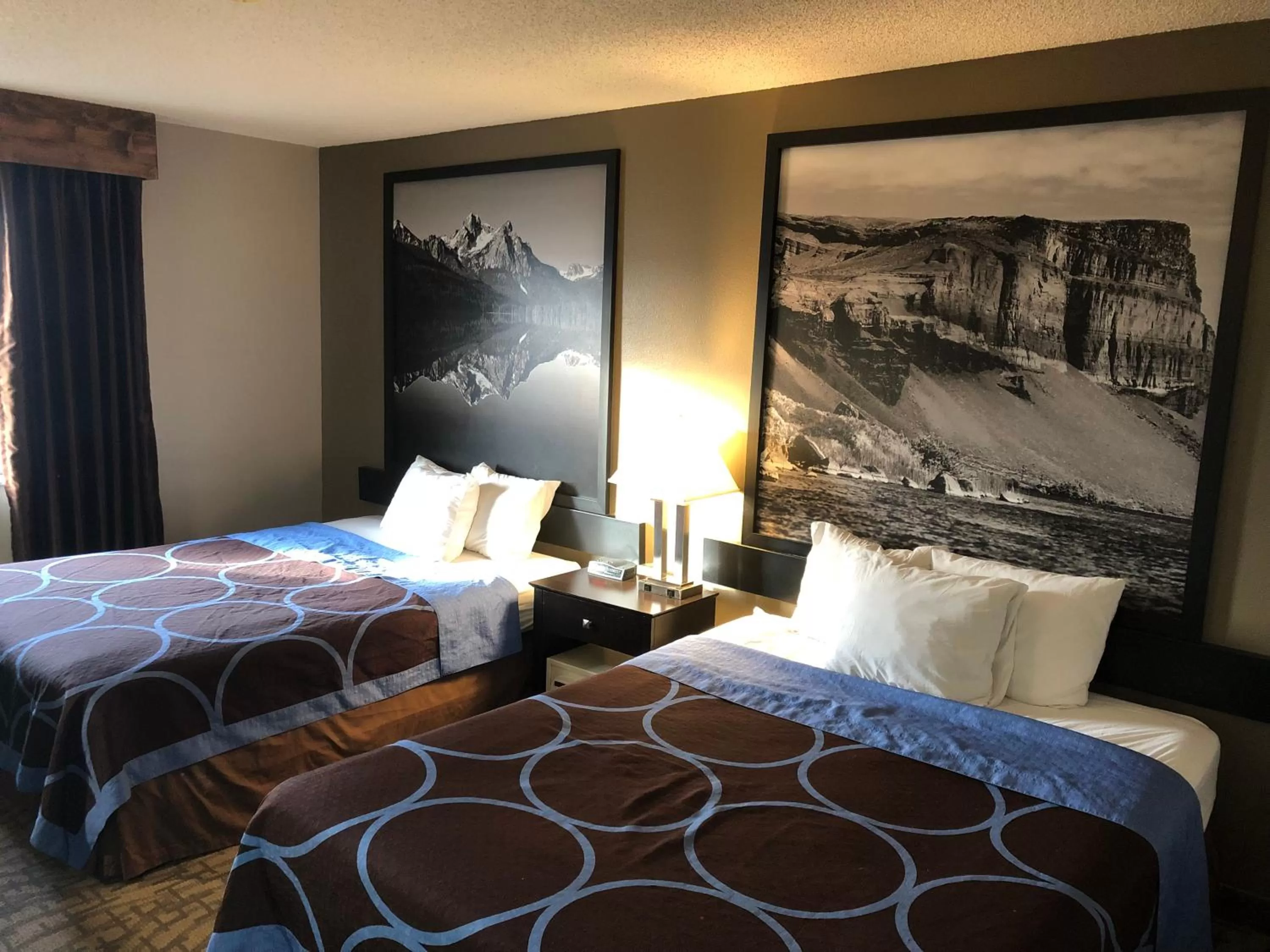 Queen Room with Two Queen Beds - Non-Smoking in Super 8 by Wyndham Boise