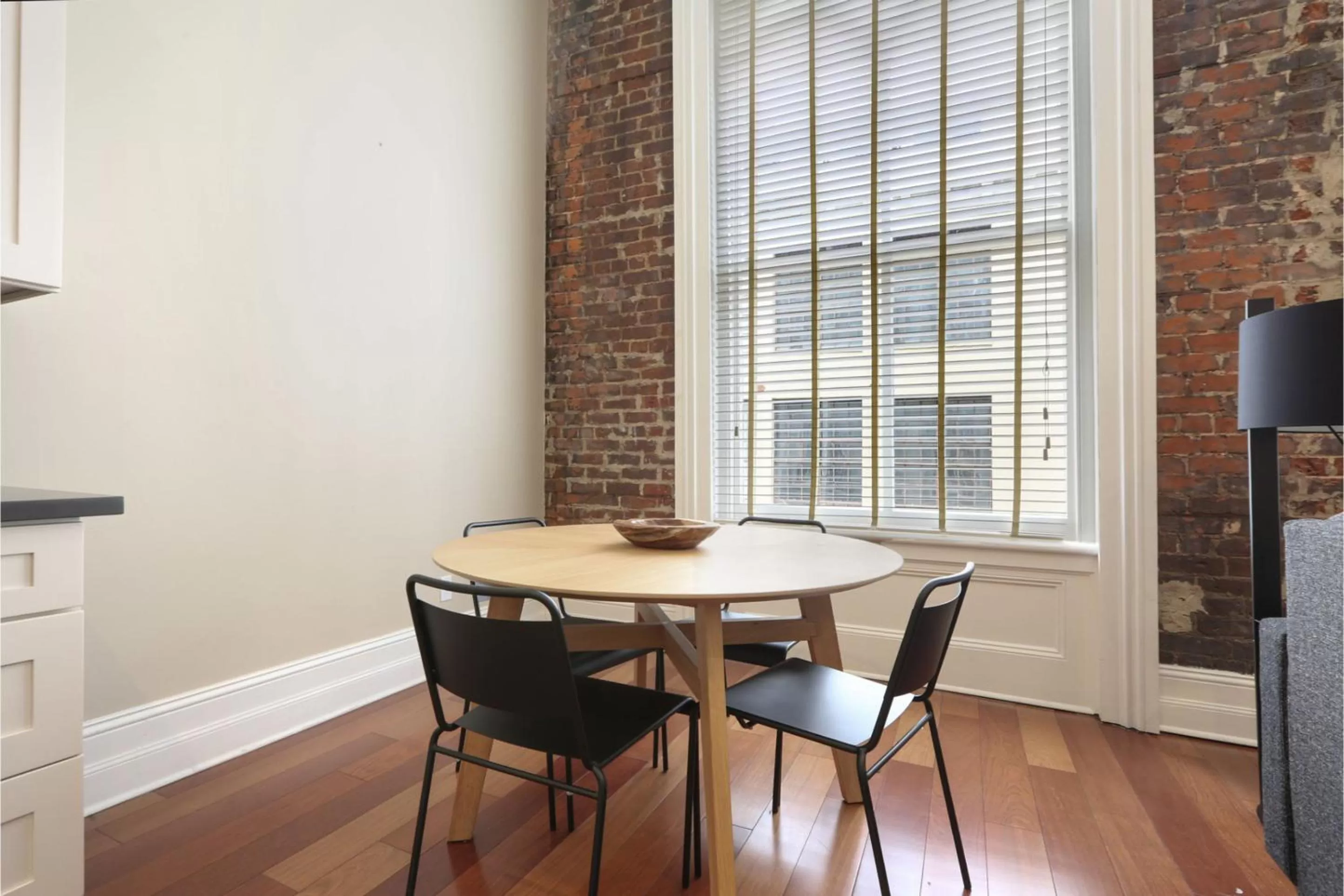 One-Bedroom Apartment in Roami at Factors Row