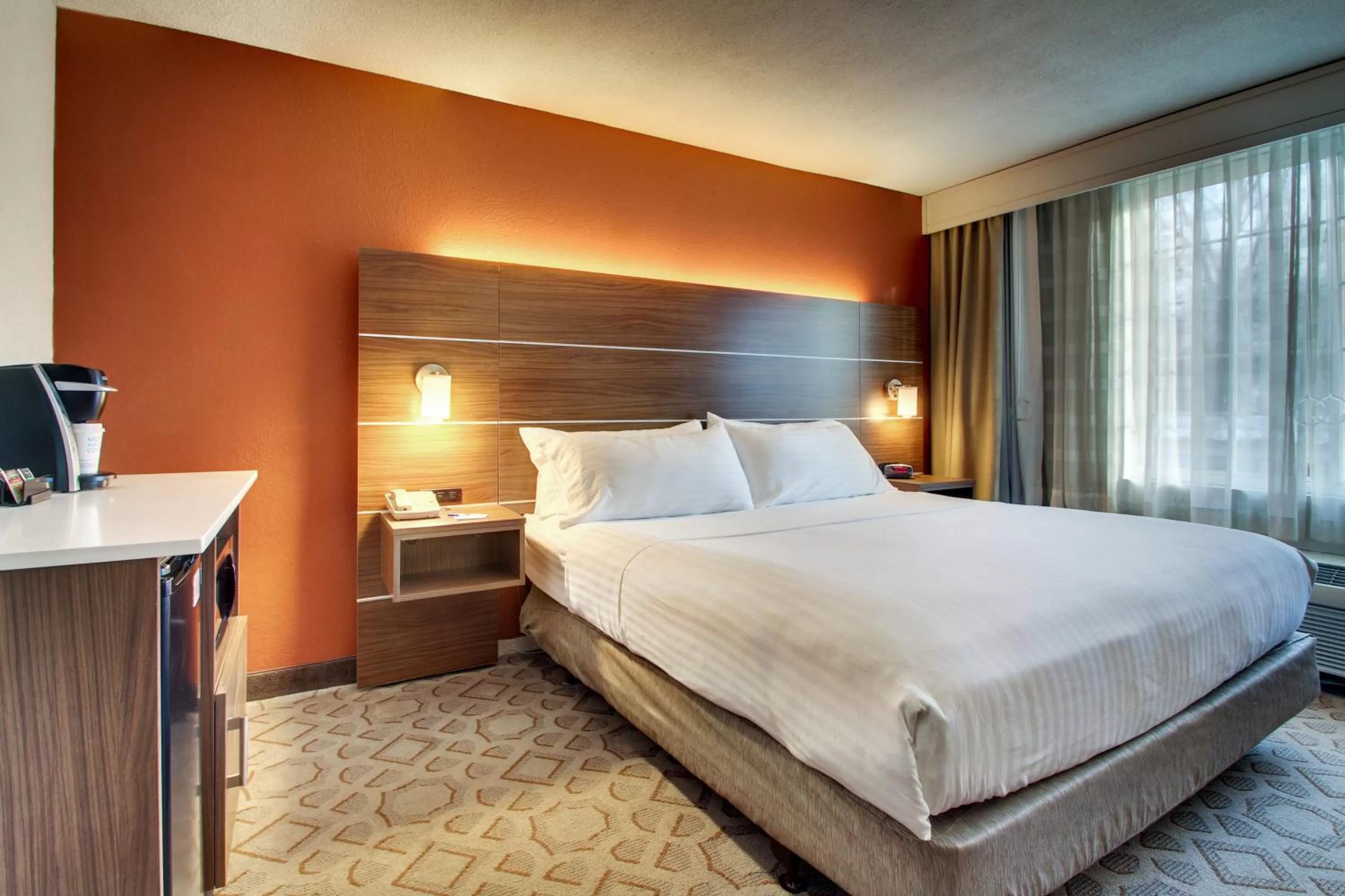 Double Room - Disability Access in Holiday Inn Express Poughkeepsie by IHG