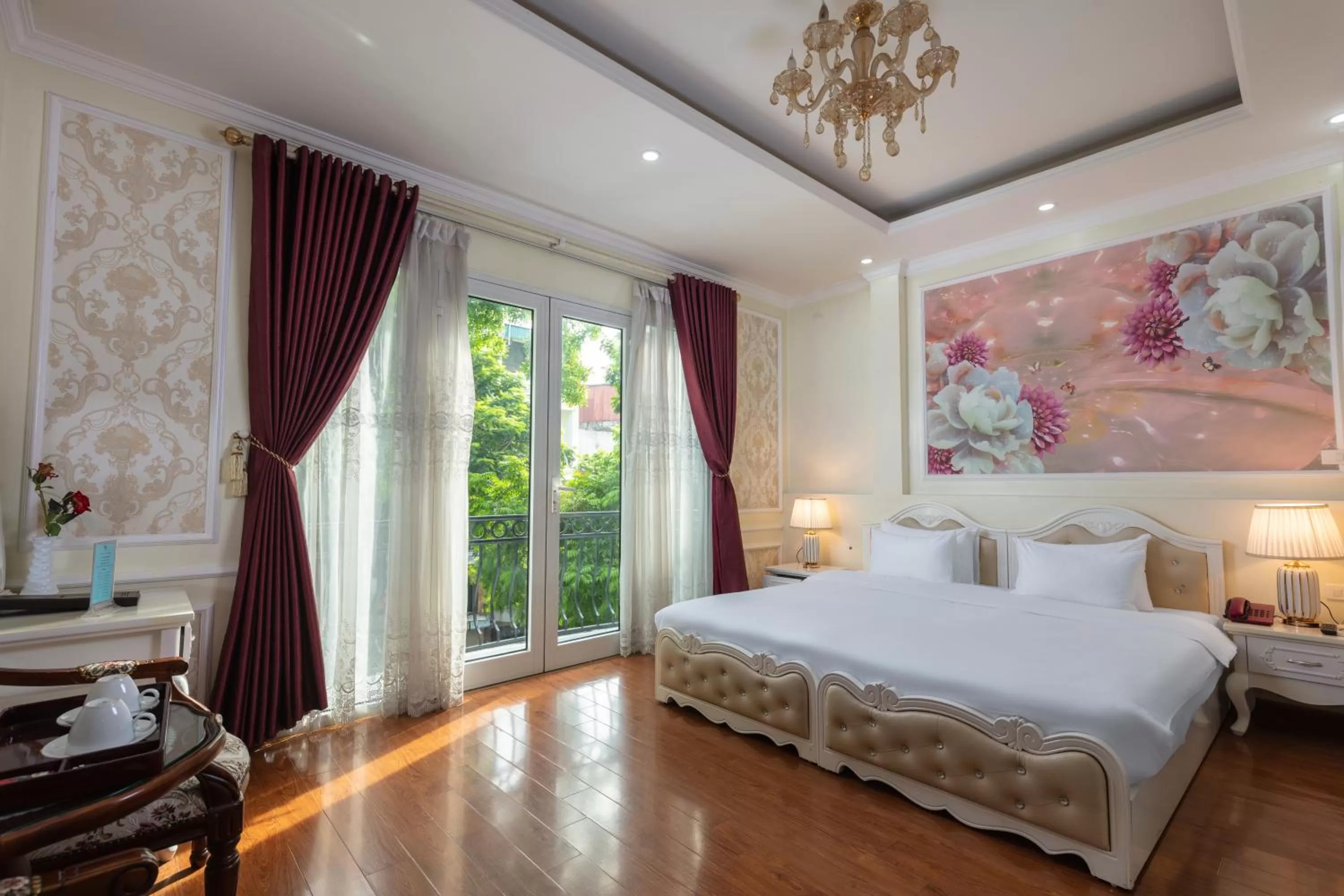 Junior Suite with Balcony in My Moon Hotel Hanoi