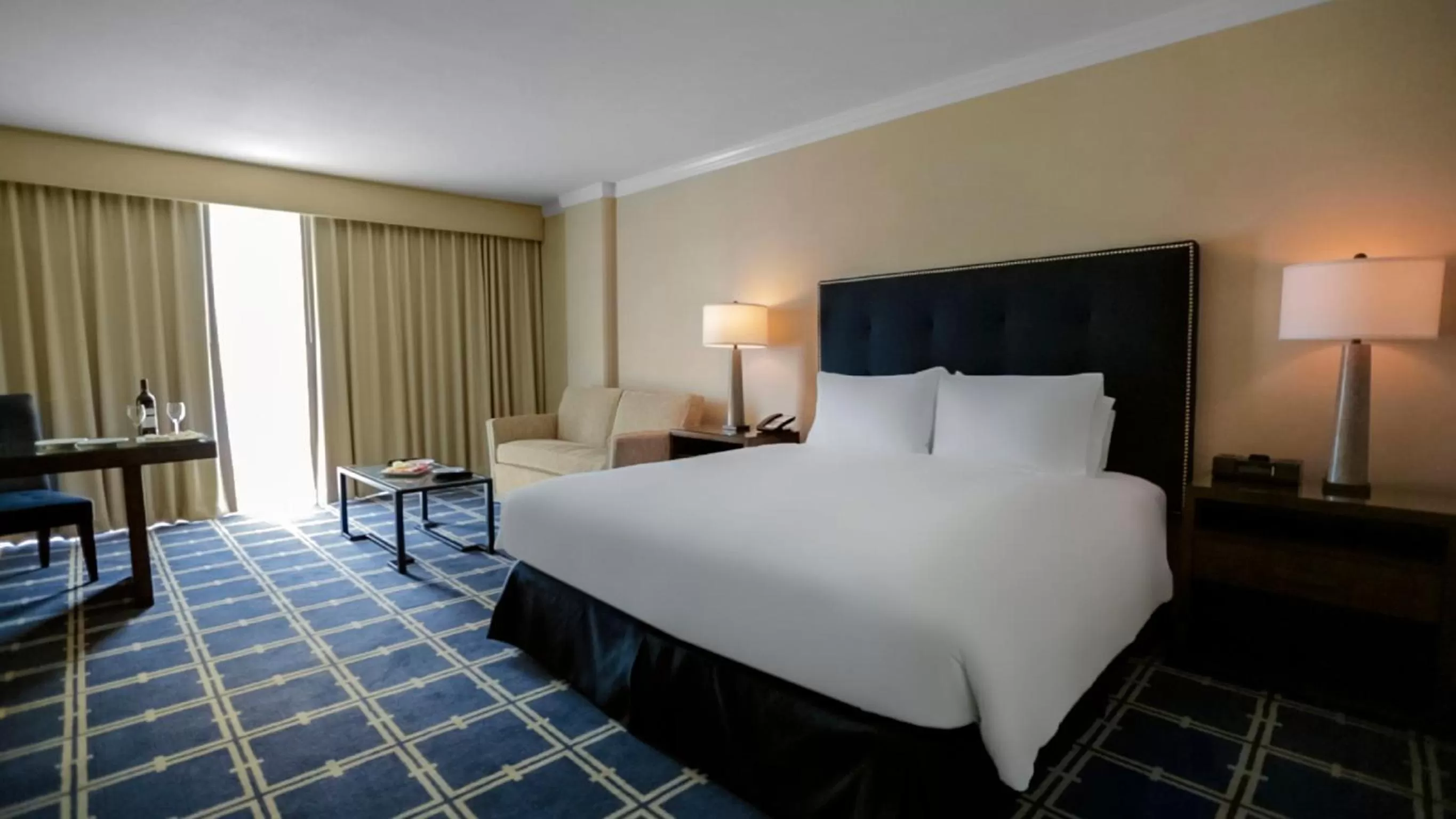 King Suite - Disability Access in Grand Hotel