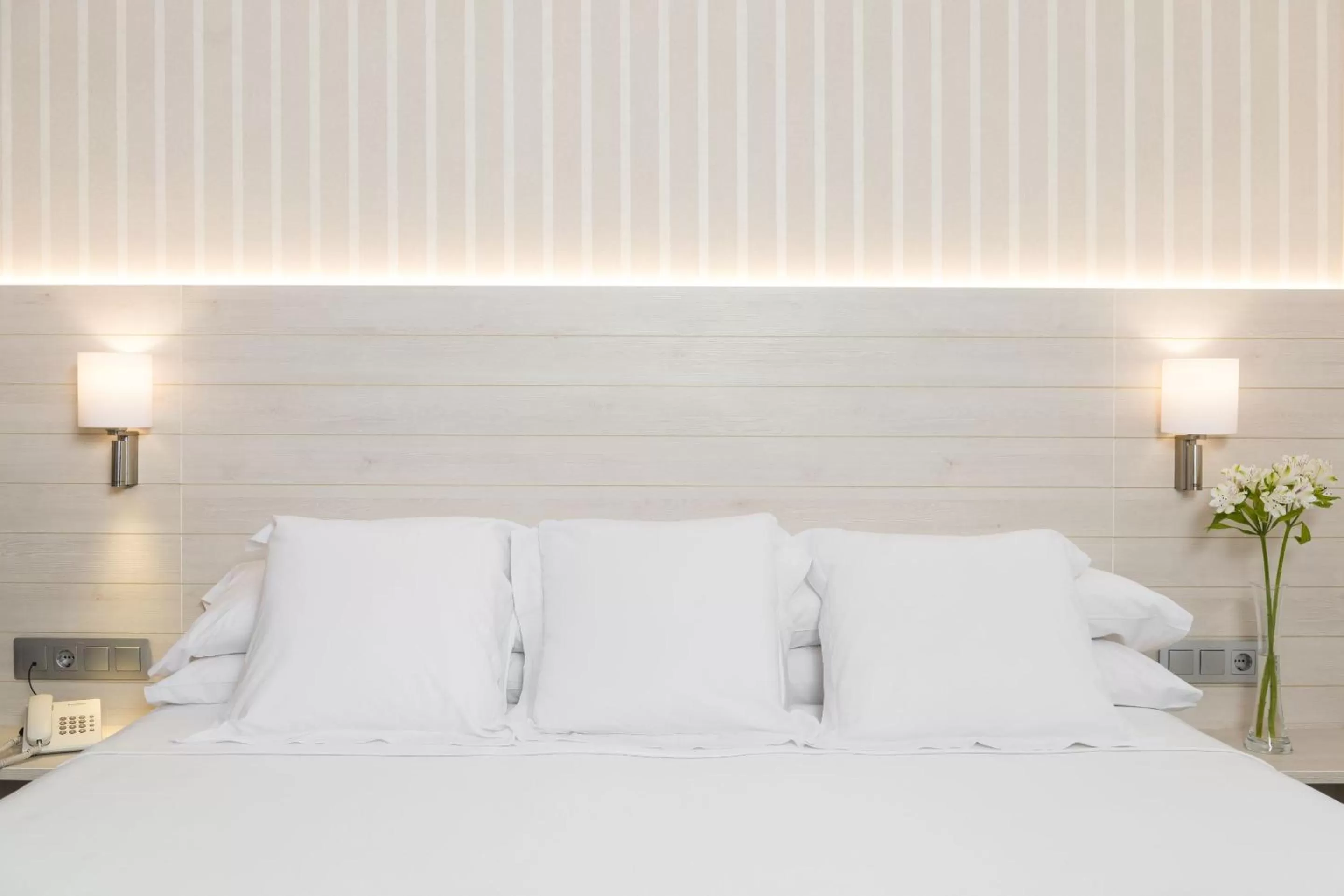 Triple Room (2 Adults + 1 Child) in Hotel Marsol