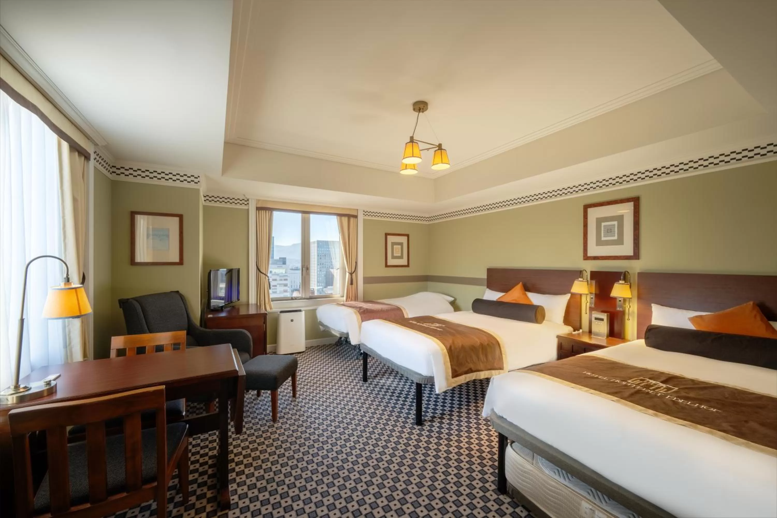 Deluxe Corner Triple Room - Main Building - Non-Smoking in Hotel Monterey Edelhof Sapporo