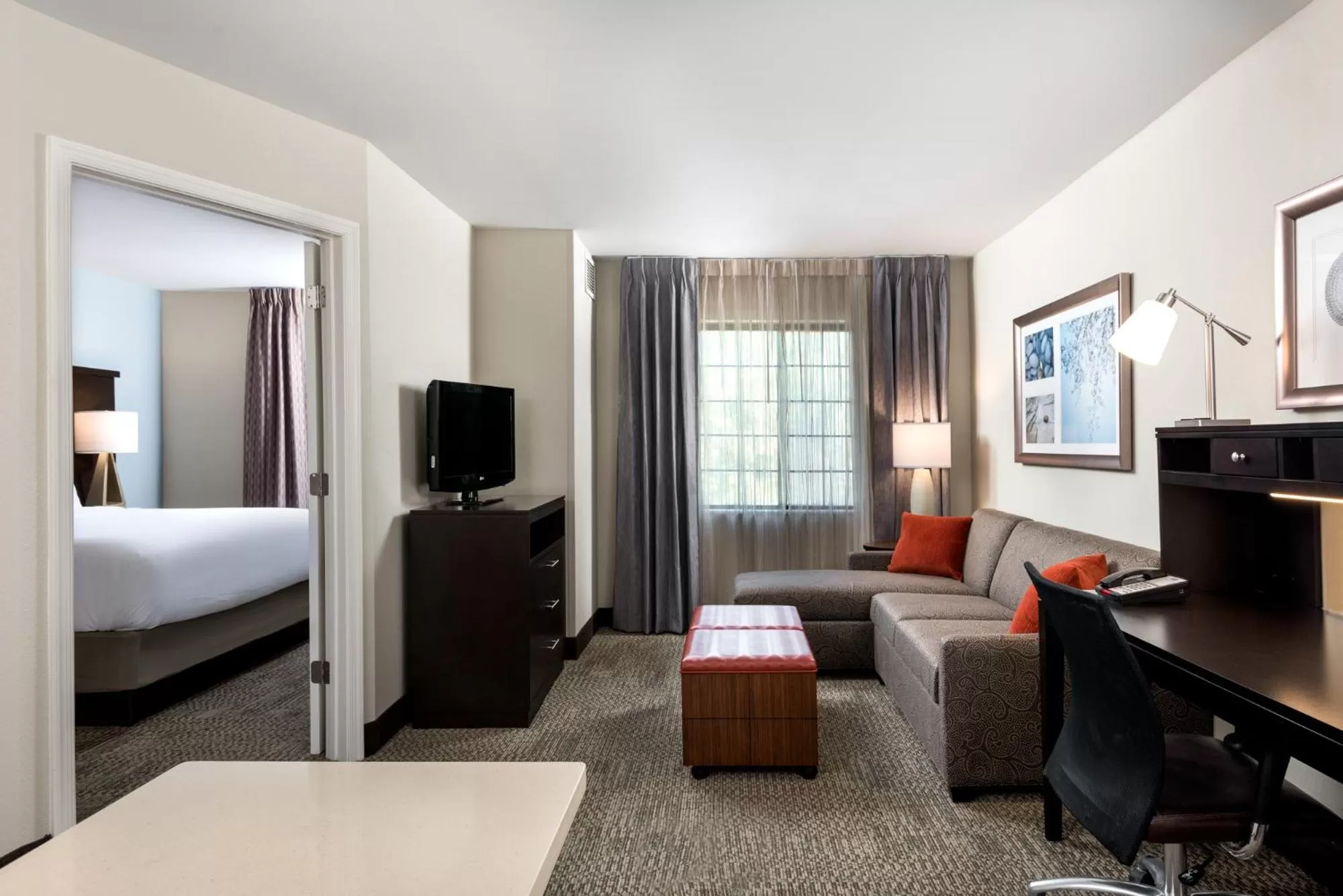 Staybridge Suites Chantilly Dulles Airport by IHG
