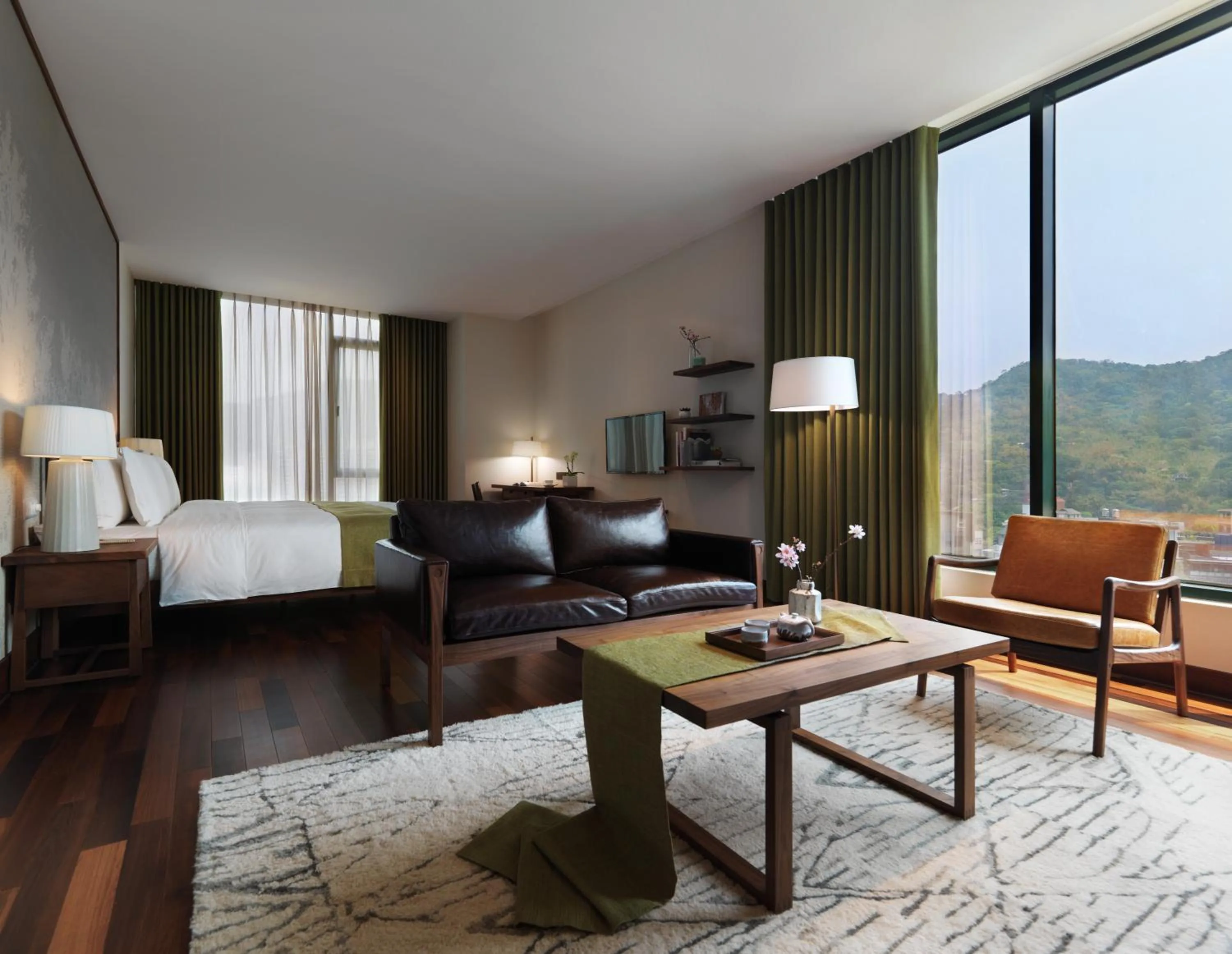 Deluxe Suite in Yusense Hotel