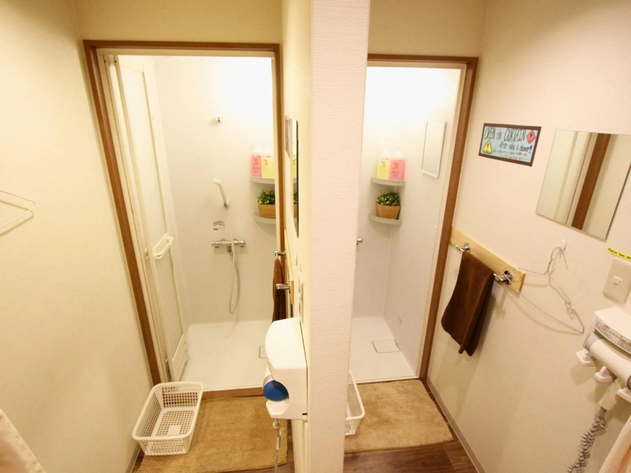 Japanese-Style Room (3 Adults) in Osaka Guesthouse Nest