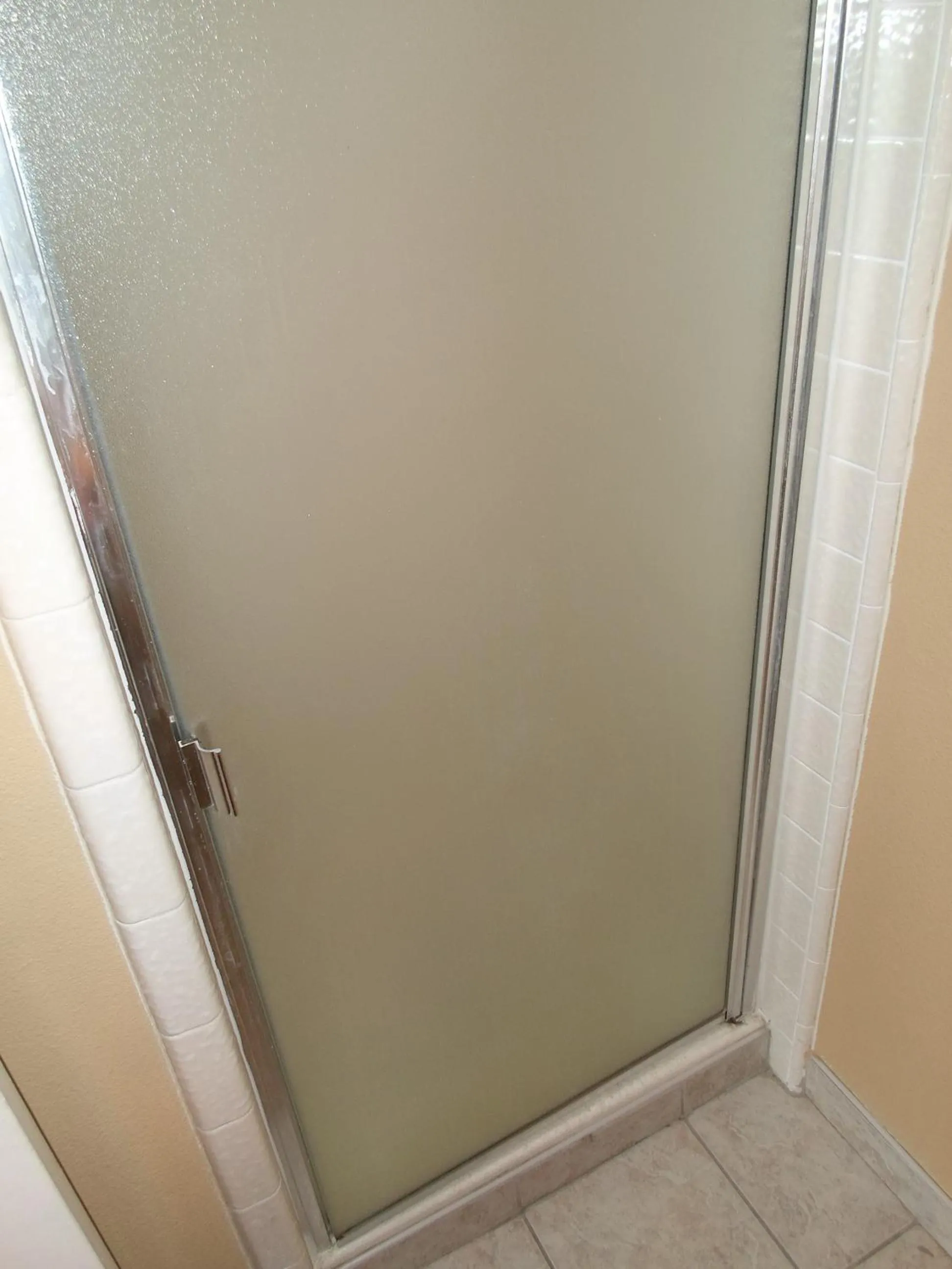 Queen Room with Three Queen Beds in Heritage Inn - Milpitas