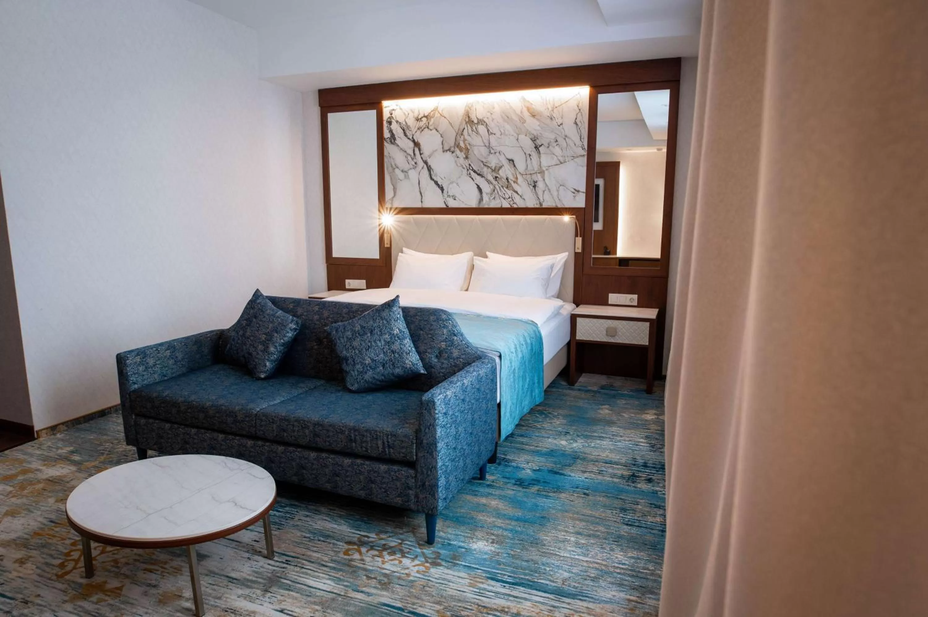 Apartment with King Bed and Kitchenette - Non-Smoking in Best Western Plus Oskemen