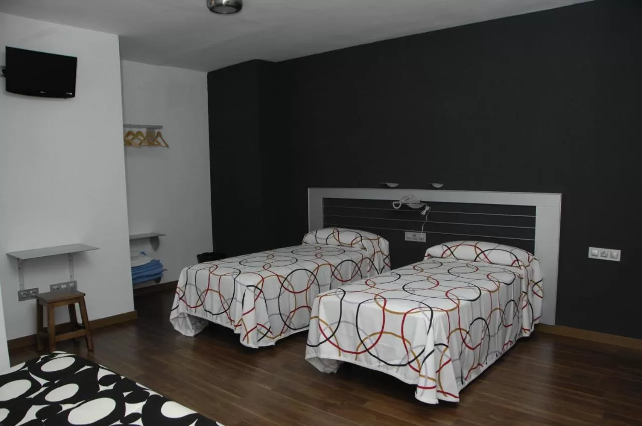 Superior Twin Room in Hotel La Colombina