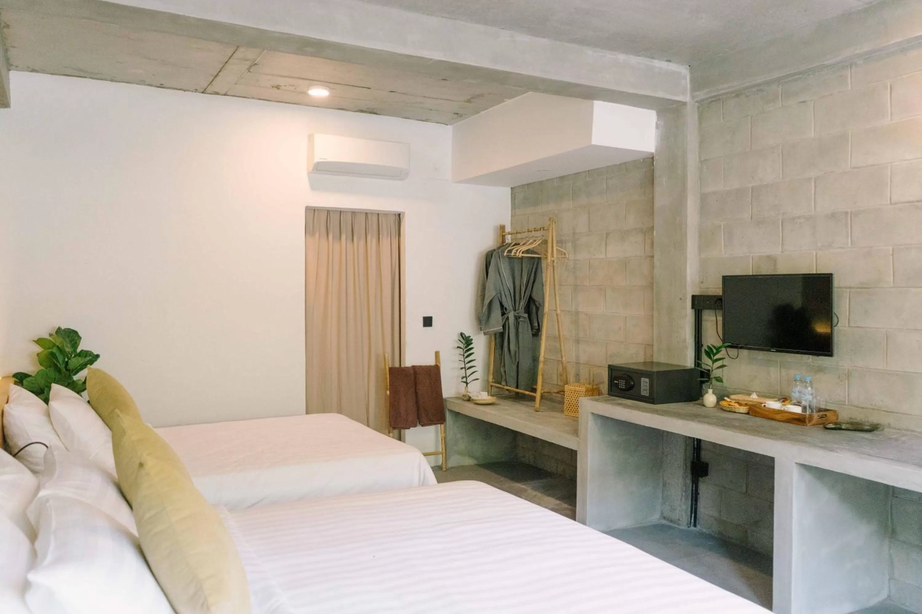 Deluxe Triple Room  in Larimar Hotel & Resort