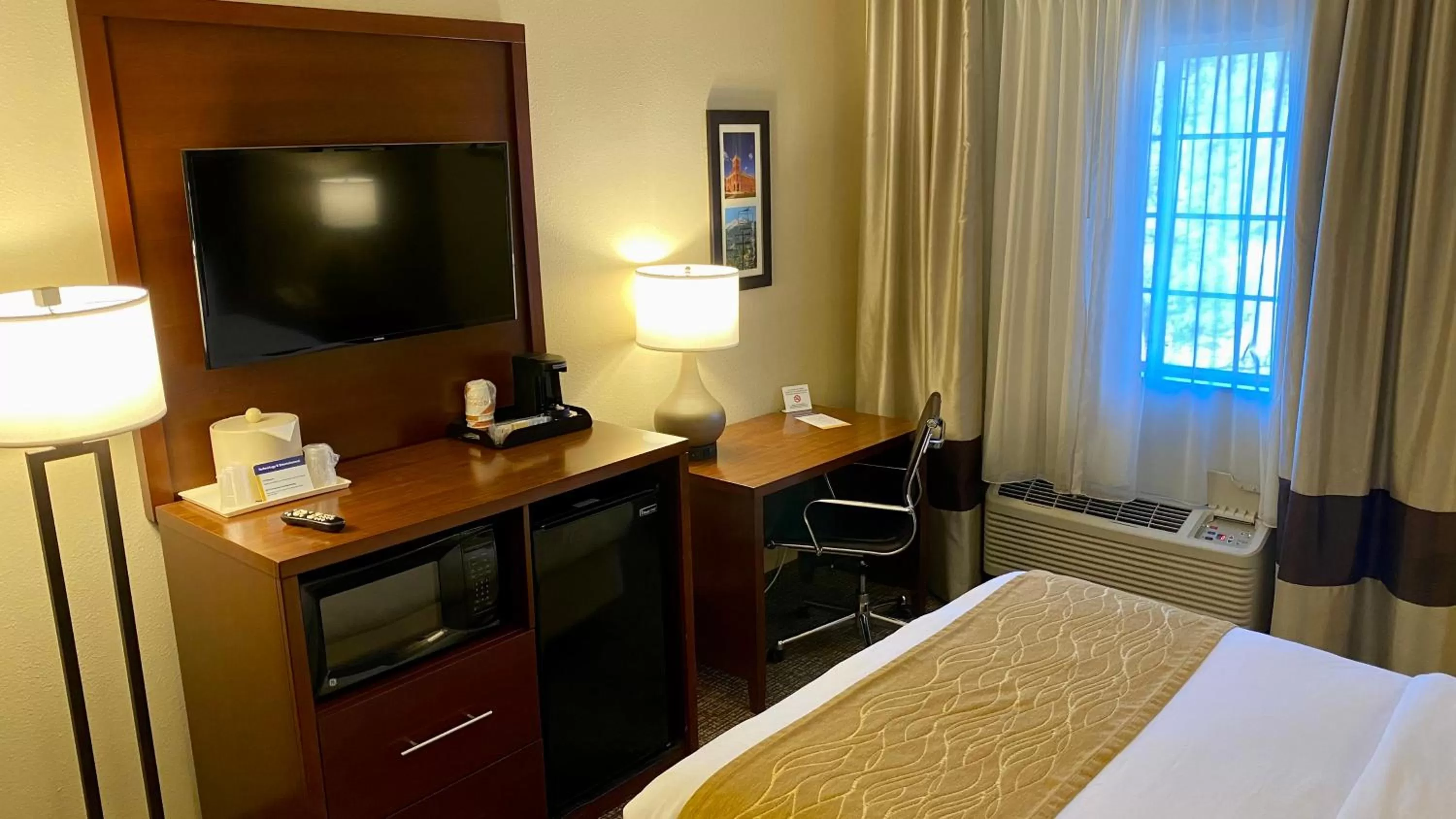 Queen Room Fourth Floor - Accessible/Non-Smoking in Comfort Inn I-17 & I-40 Flagstaff